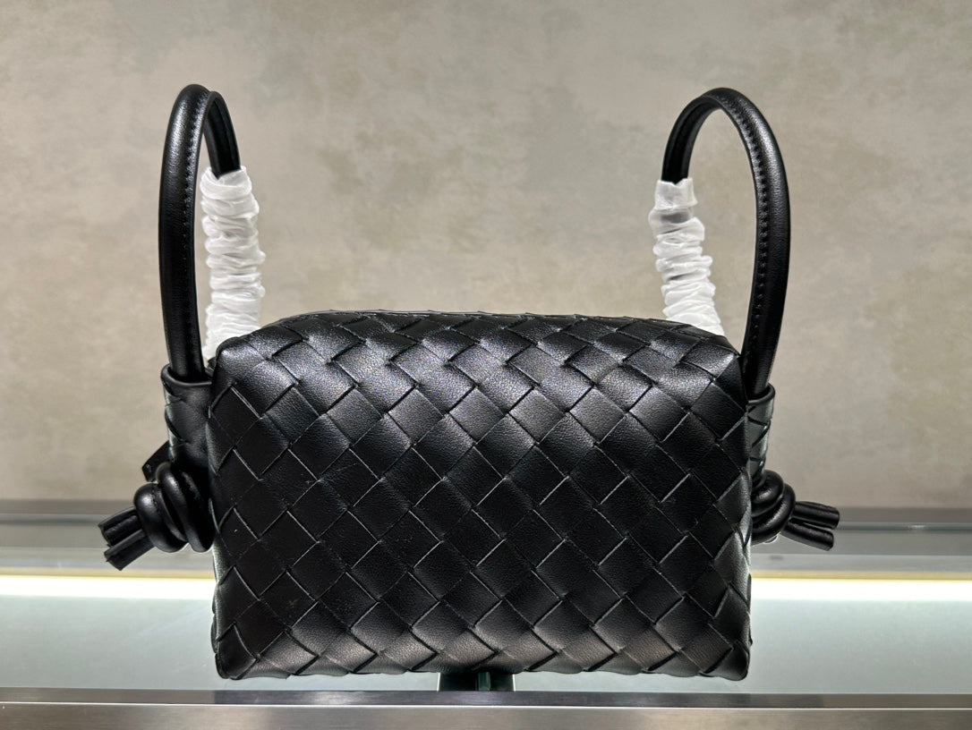 B1X104A84 Popular eather bag