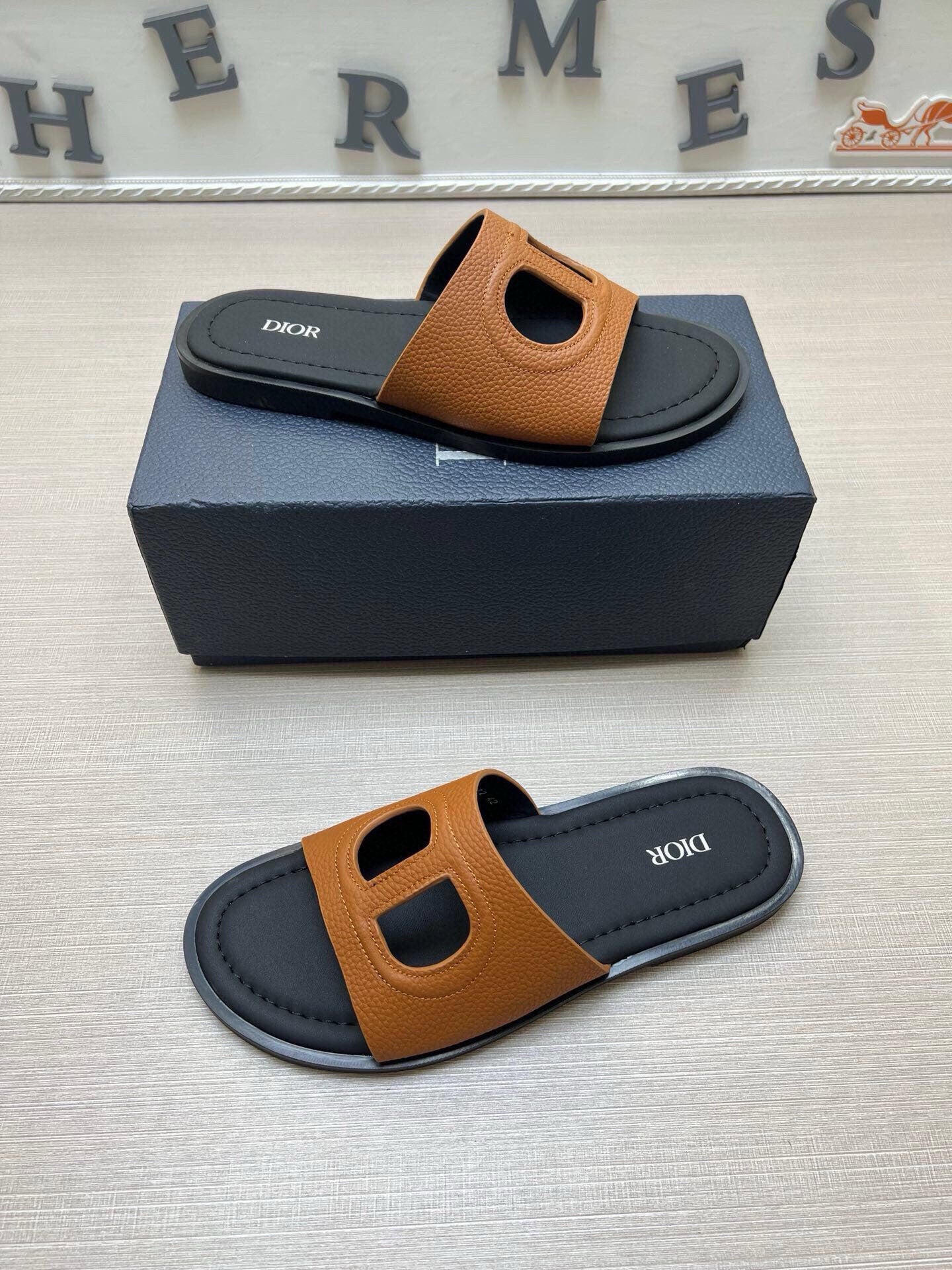 Z5Z35D306 Popular Slippers