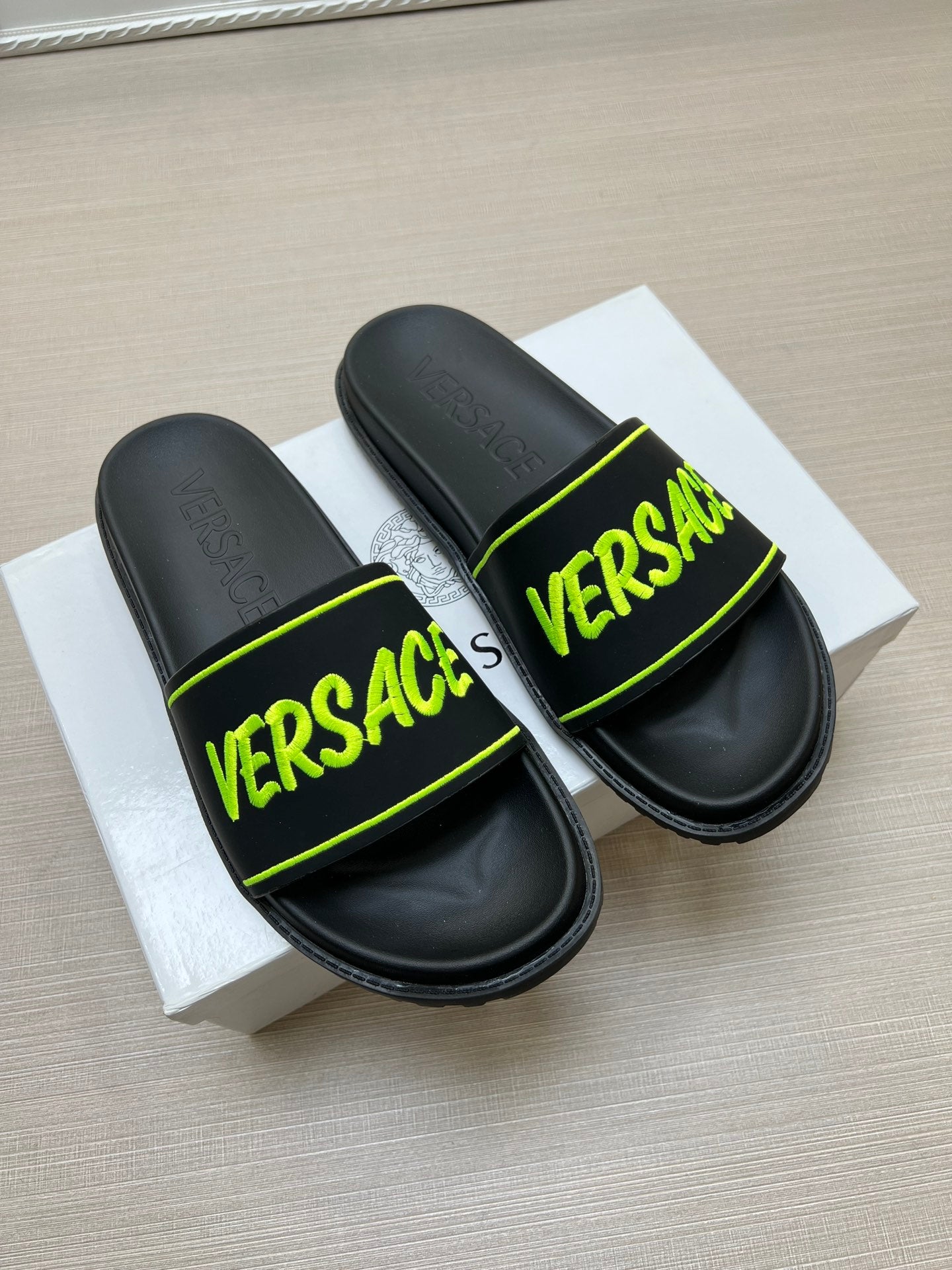 Z5ZV54 Popular slippers