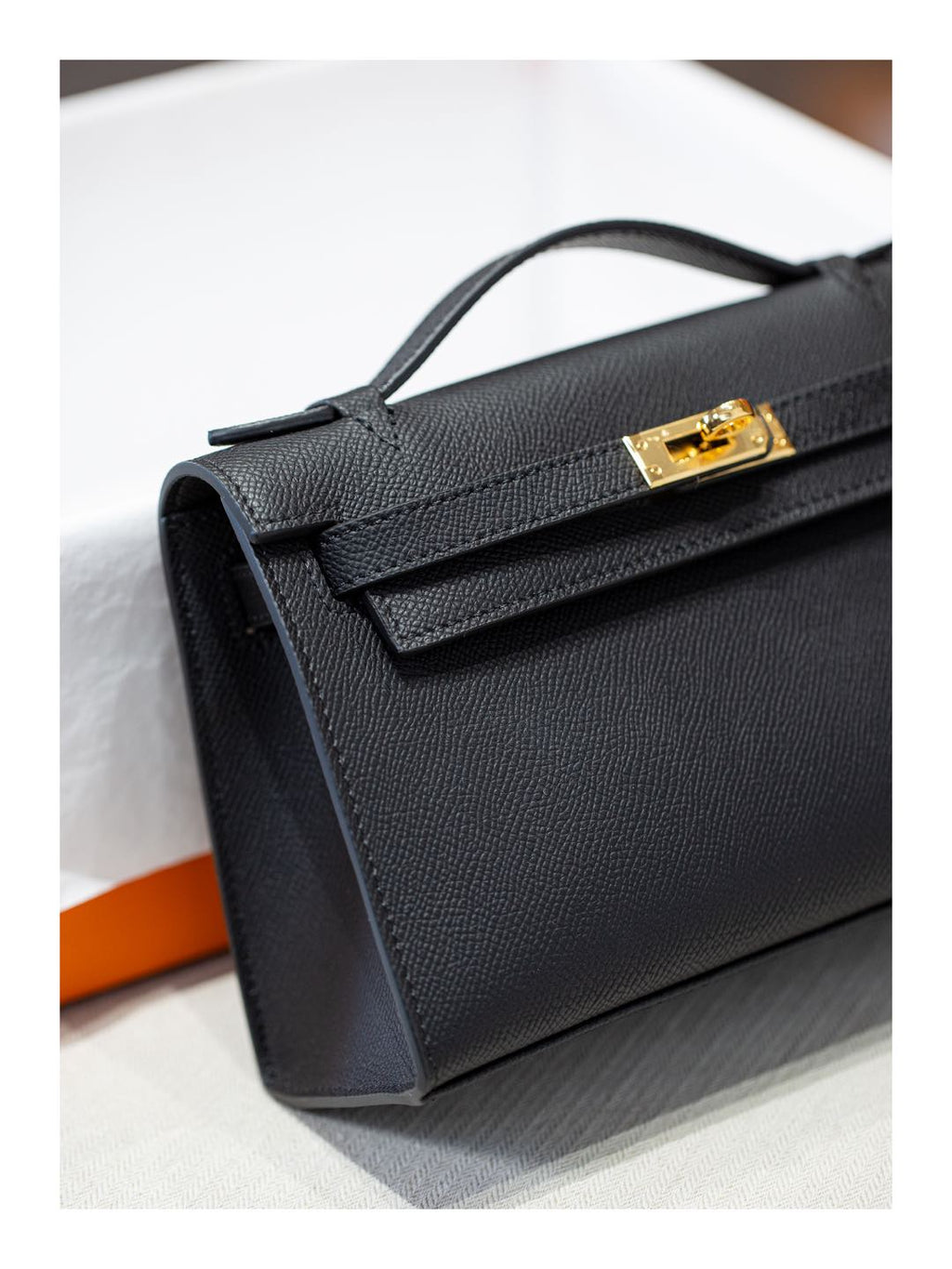 B1R66A4 Popular leather bag