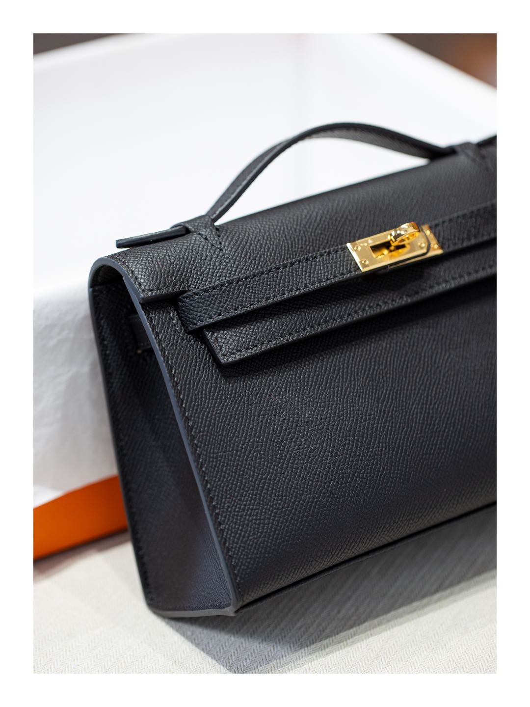B1R66A4 Popular leather bag