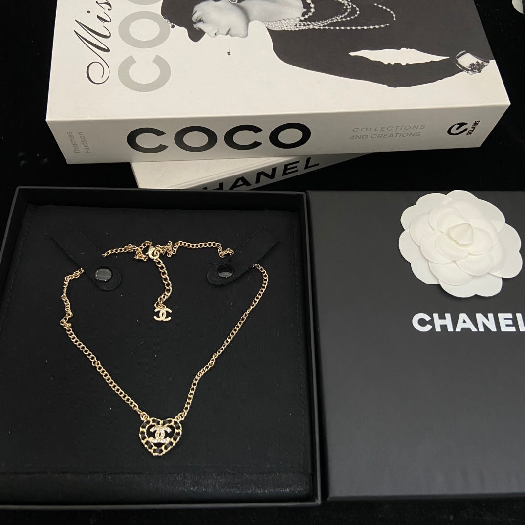 X1Q85C213X Popular Necklace