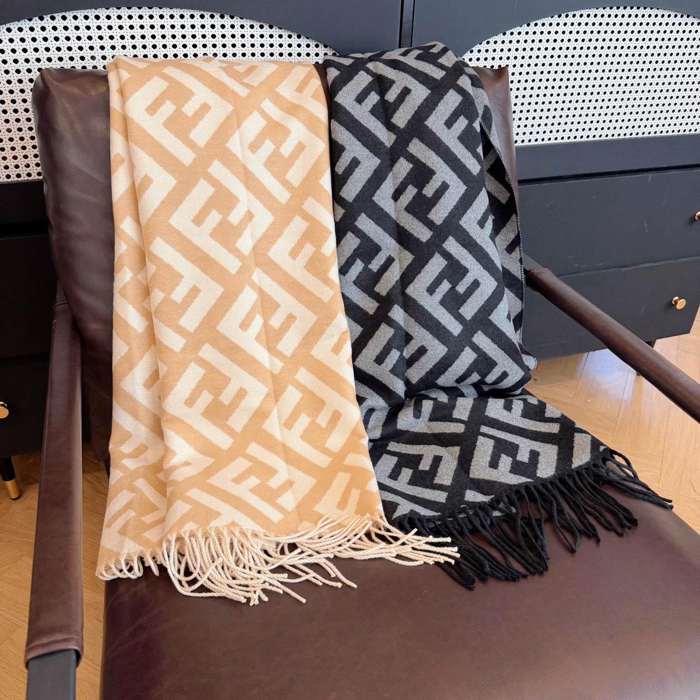 W1R86F58 Popular Winter Scarves