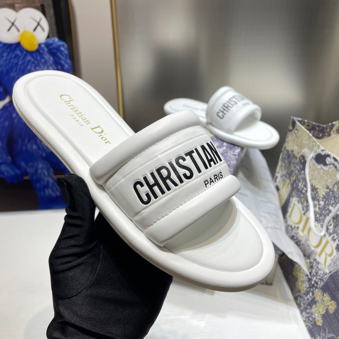 Z1Z54D76 Popular slippers