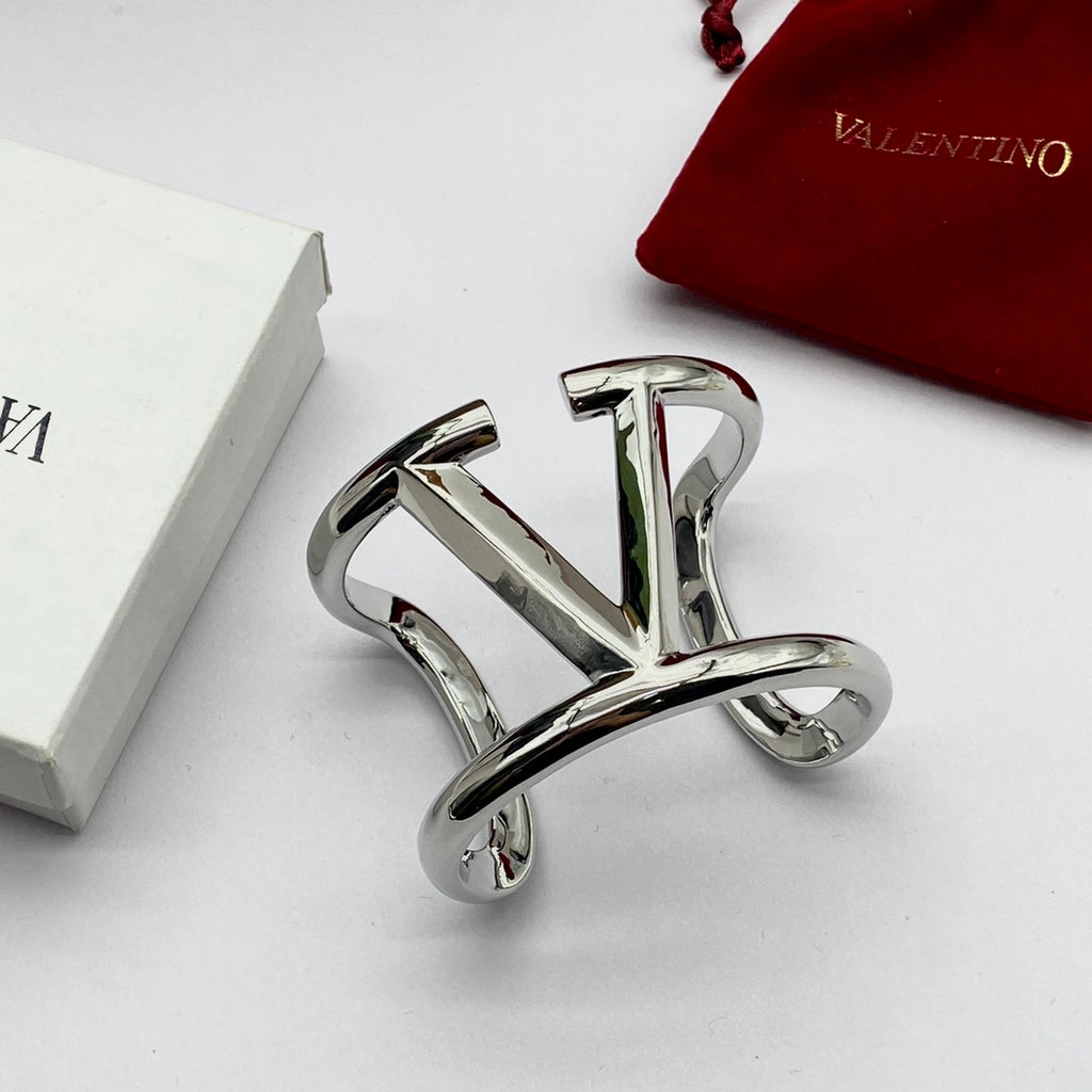X1Q85VL8K  Popular Bracelets