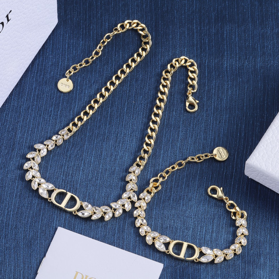 X1R75D14X Popular   Necklaces . Bracelets