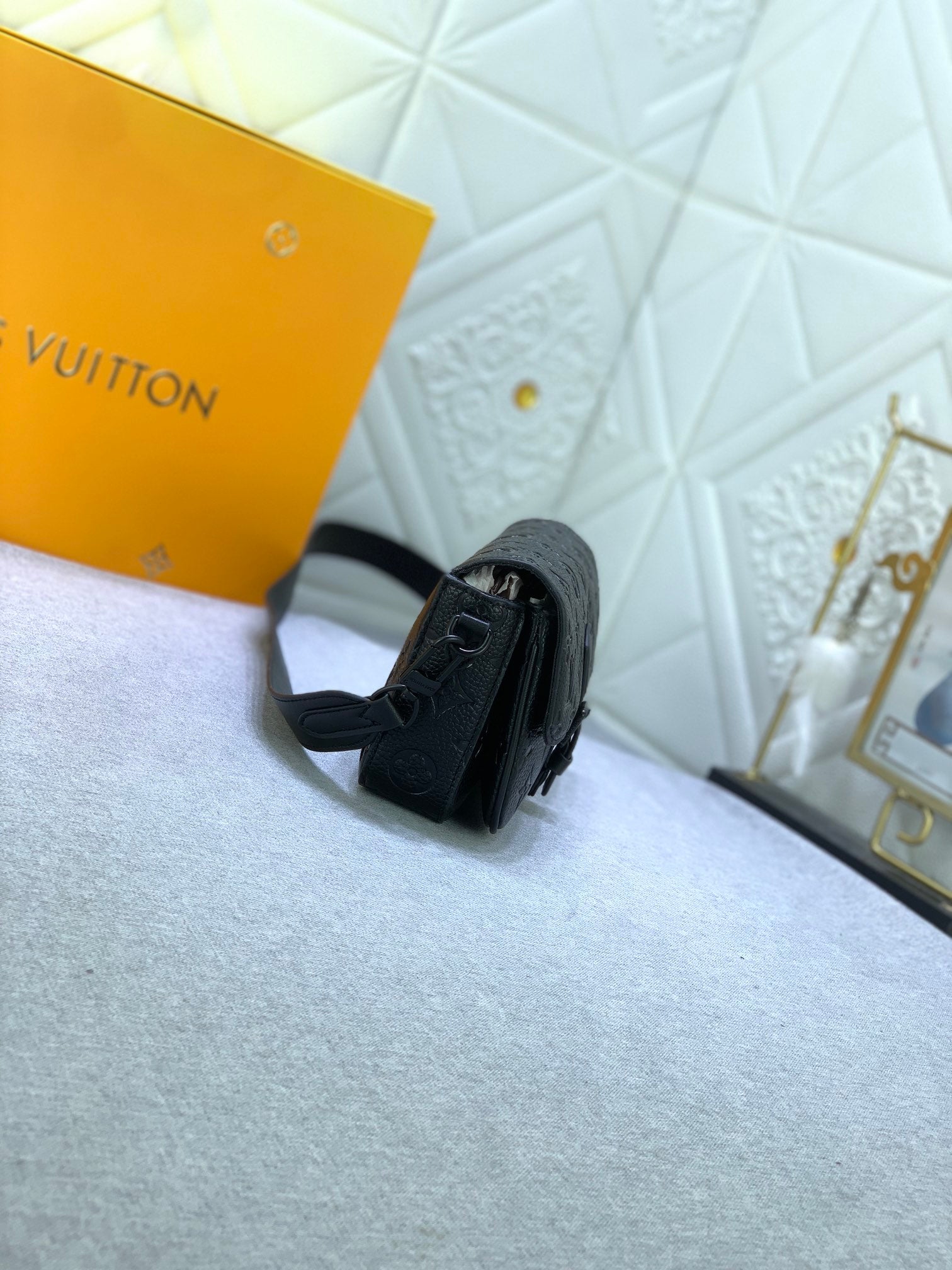 B12X64E465 Popular   leather bag