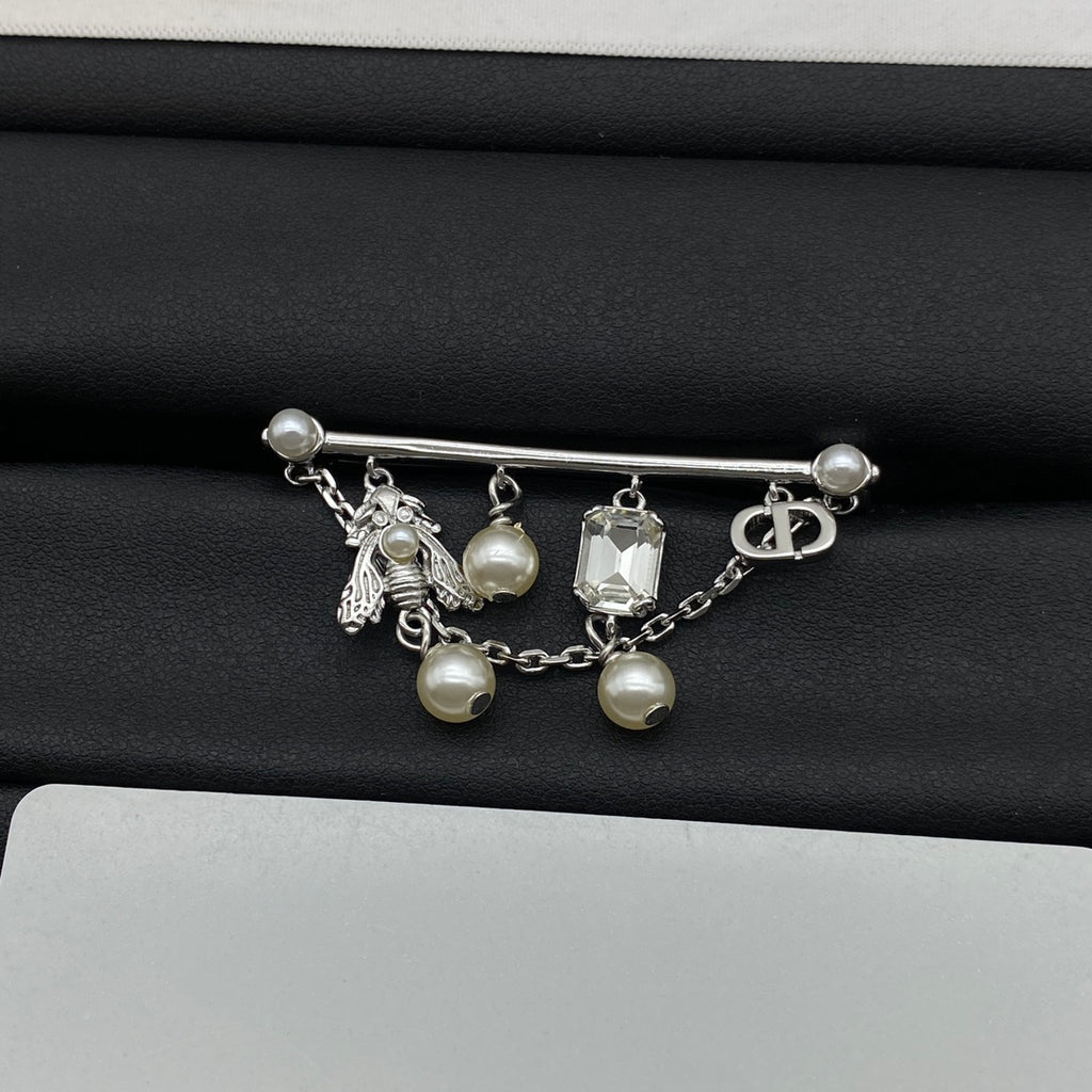 X1ZD1072   Popular Brooch
