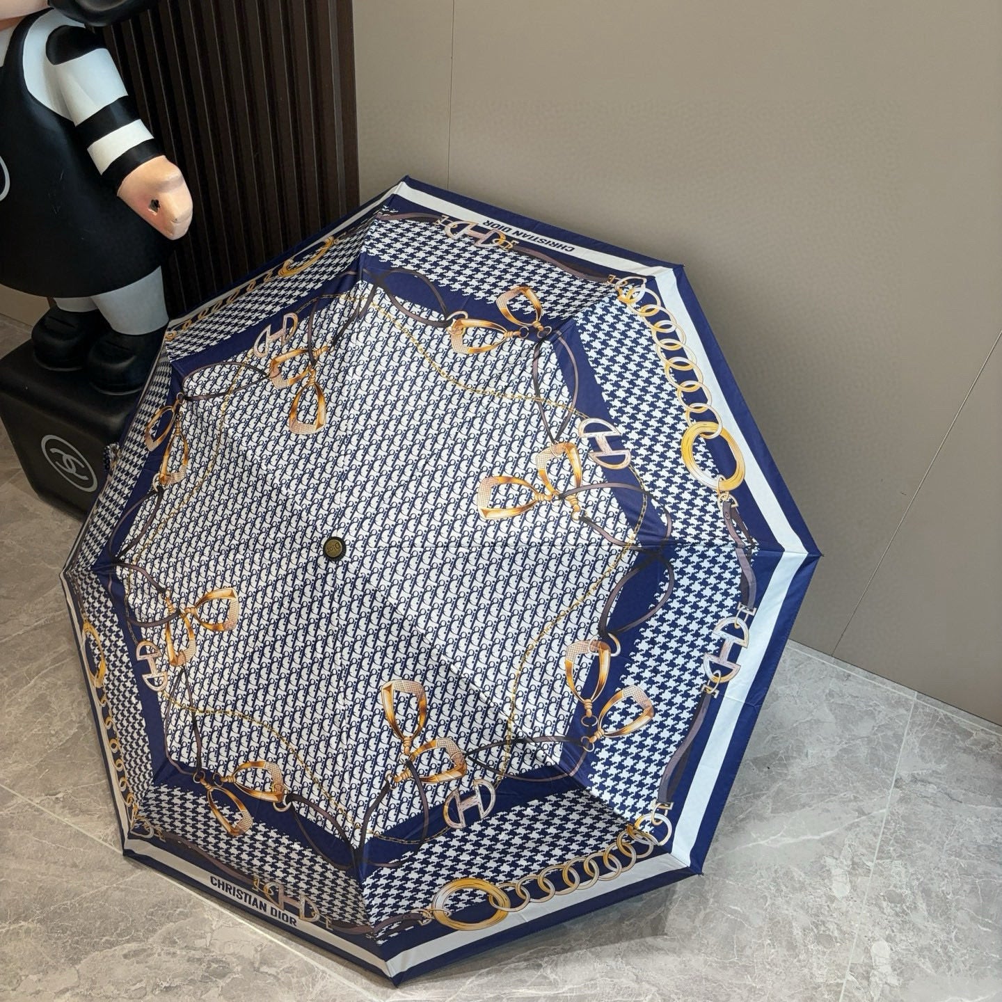 J1R85D147 Popular UV resistant umbrella