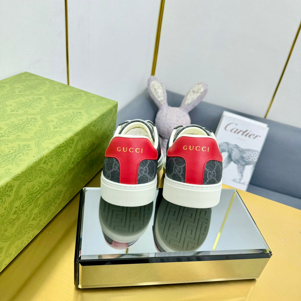 Z2Q105B386 Popular high-quality Shoes