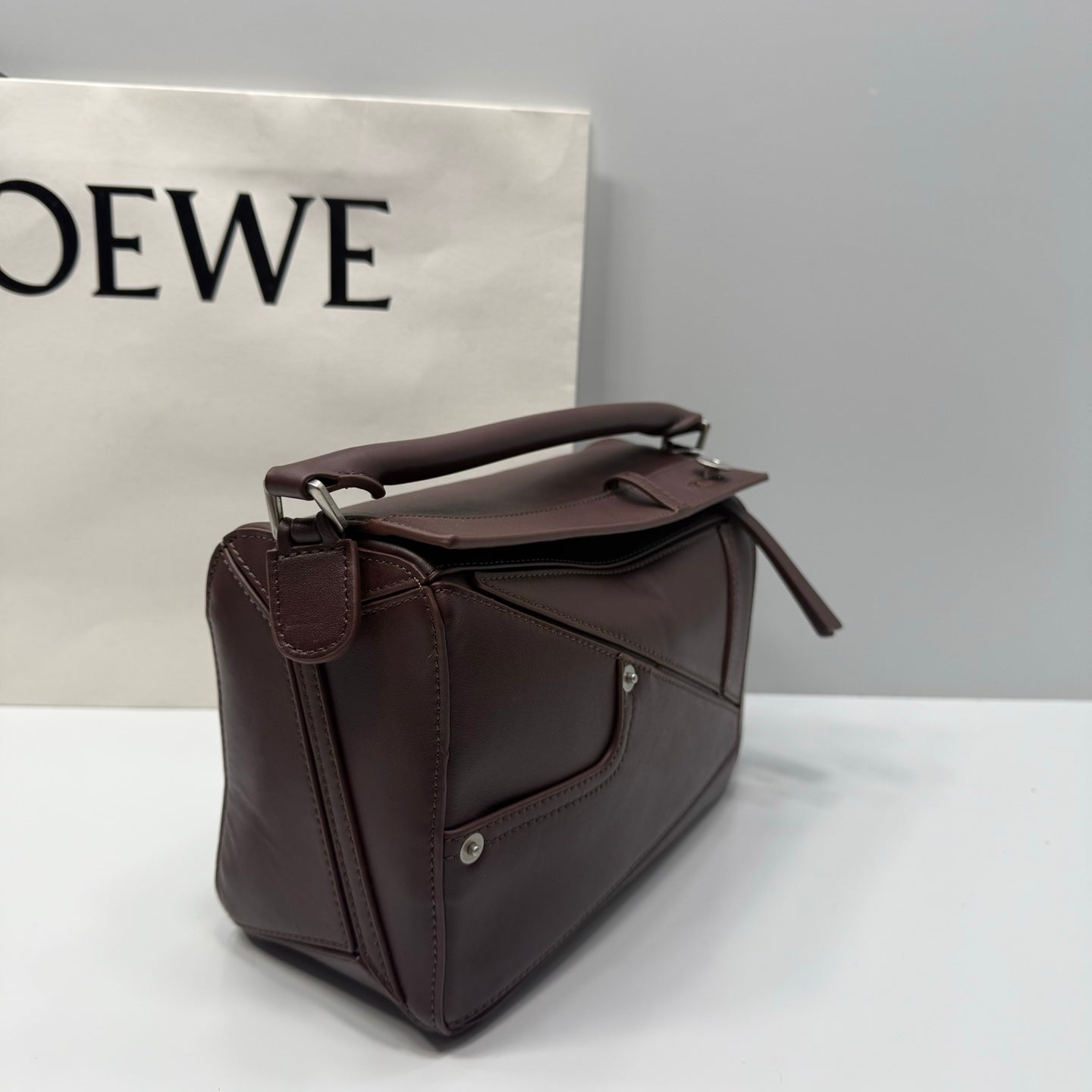 B1R46A11 Popular leather bag