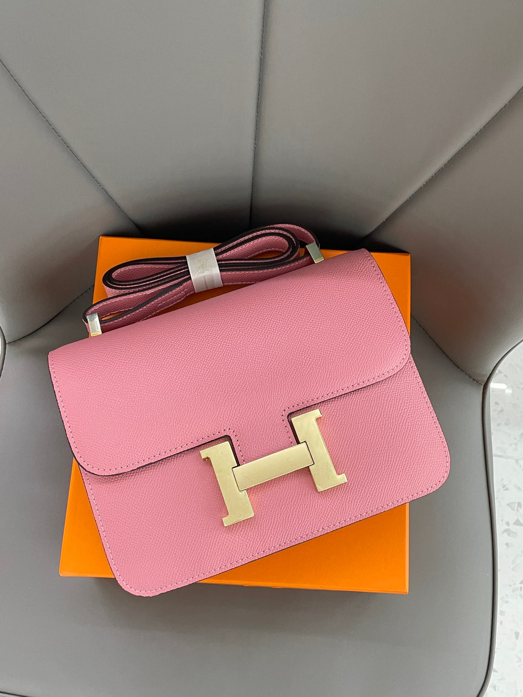 B1N55H63 Popular  leather bag