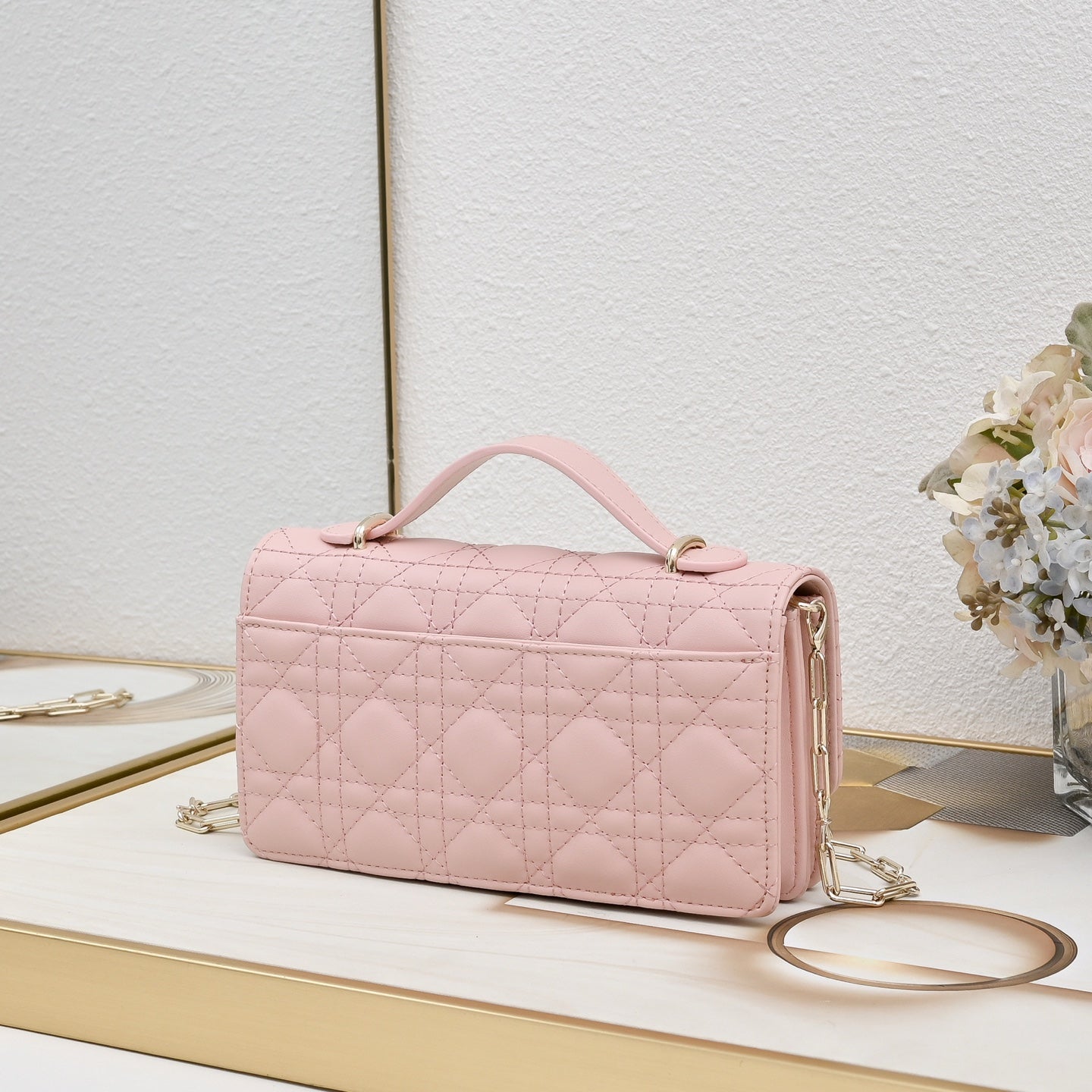 B1N36D26 Popular leather bag