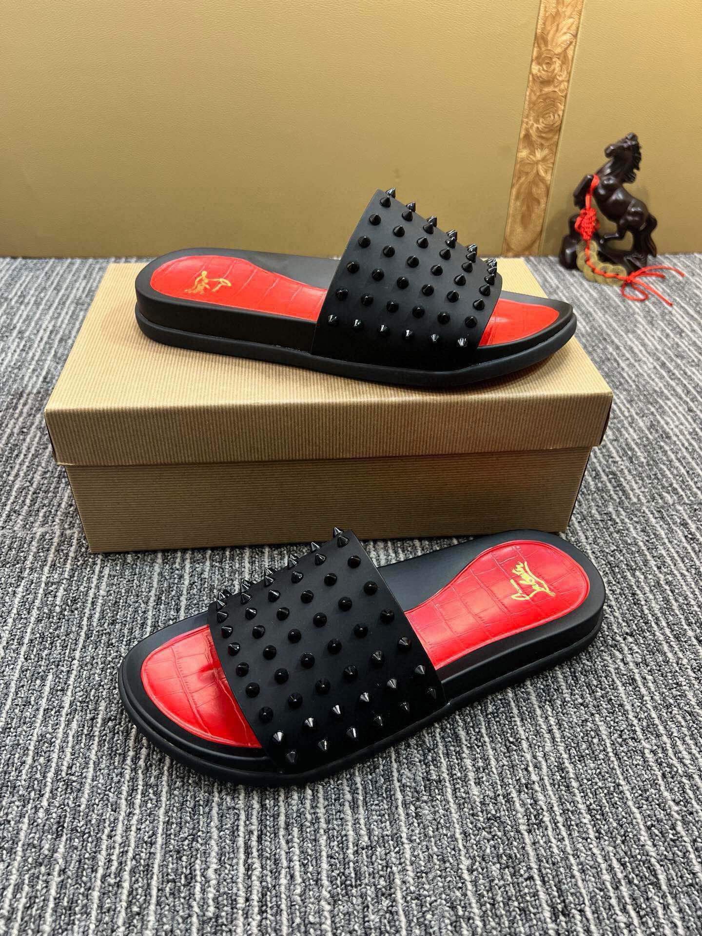 Z5ZA127 Popular slippers