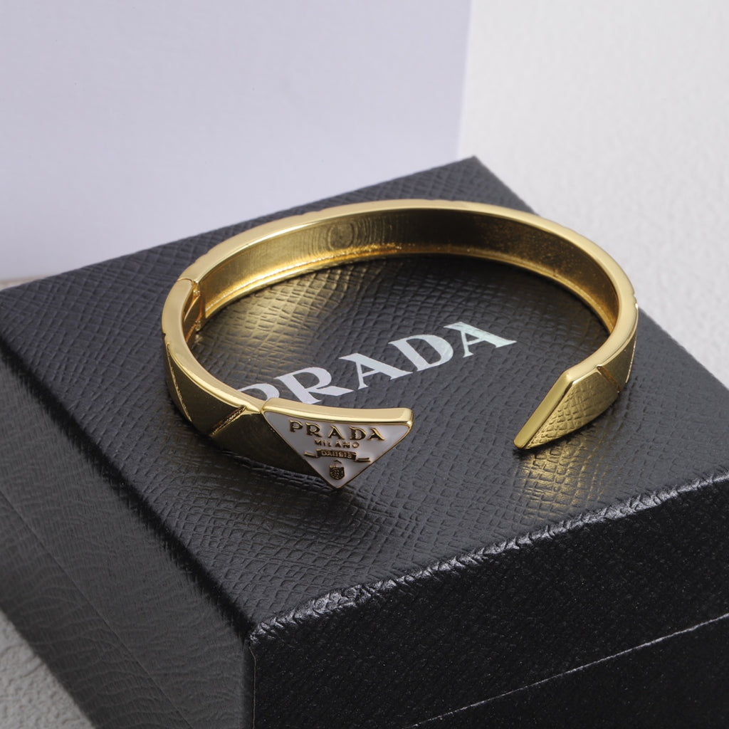 X1Y83PD67K  Popular Bracelets