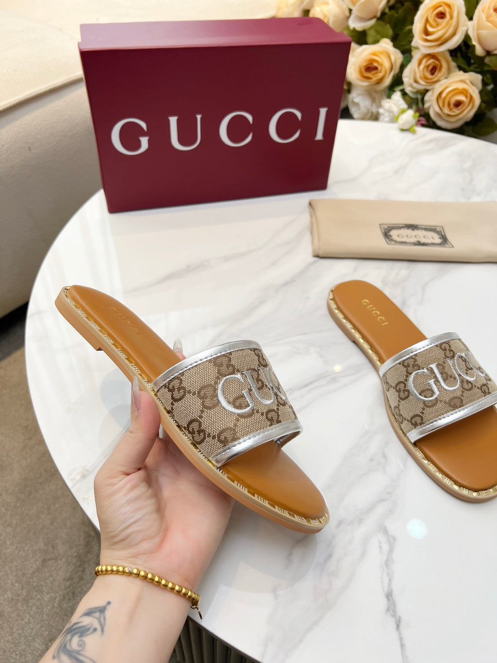 Z2Q55B29 Popular high-quality  Shoes