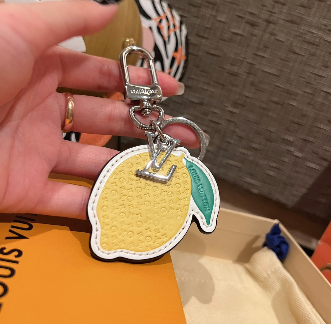 A1Q105E15 Popular bag 's charms accessories