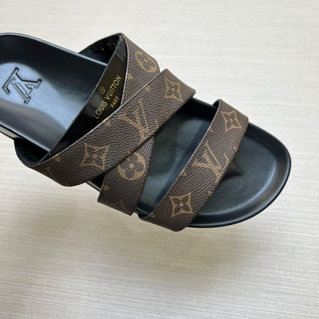 Z5ZE89 Popular slippers
