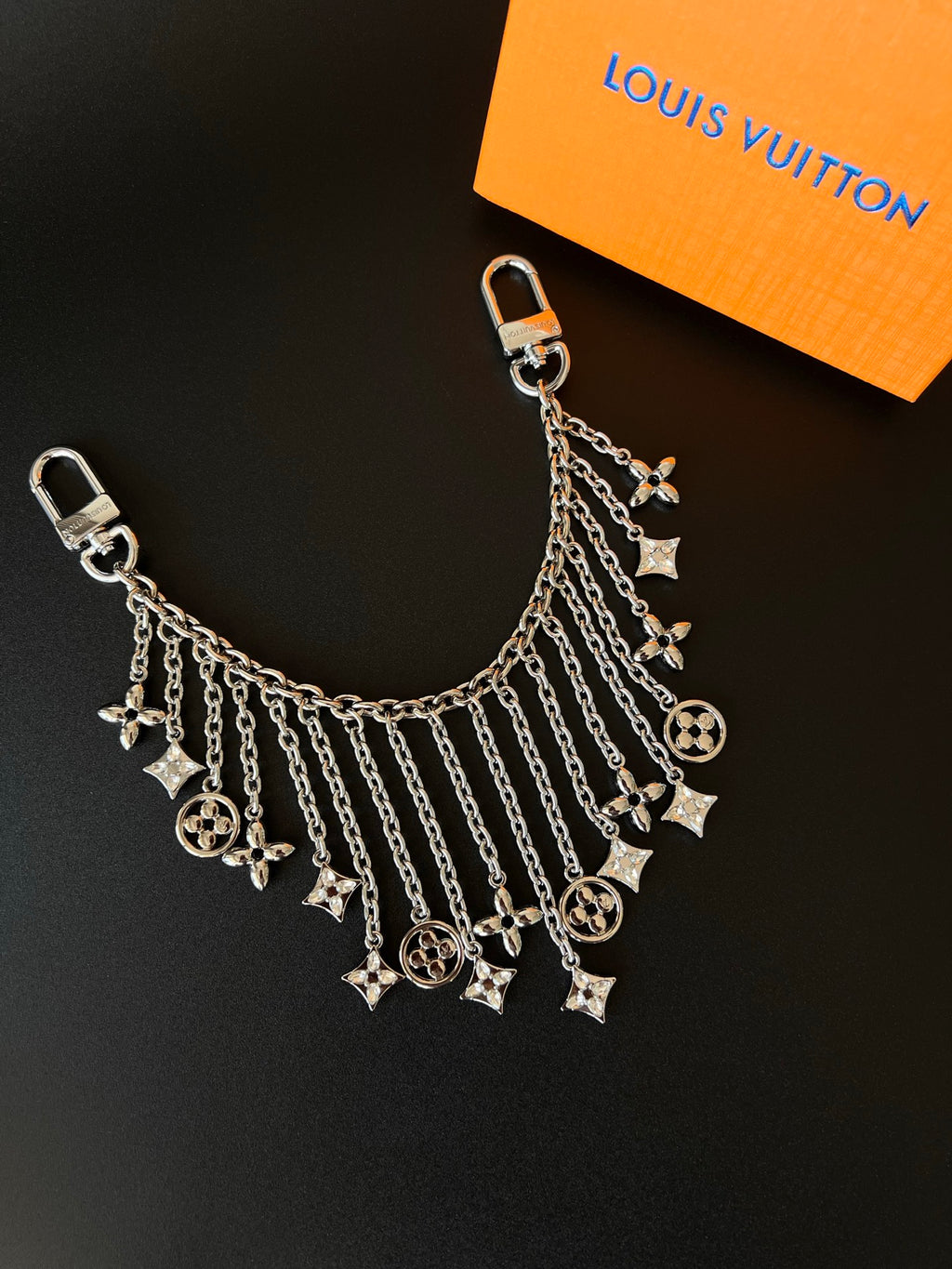 A1R76E45 Popular bag 's charms accessories