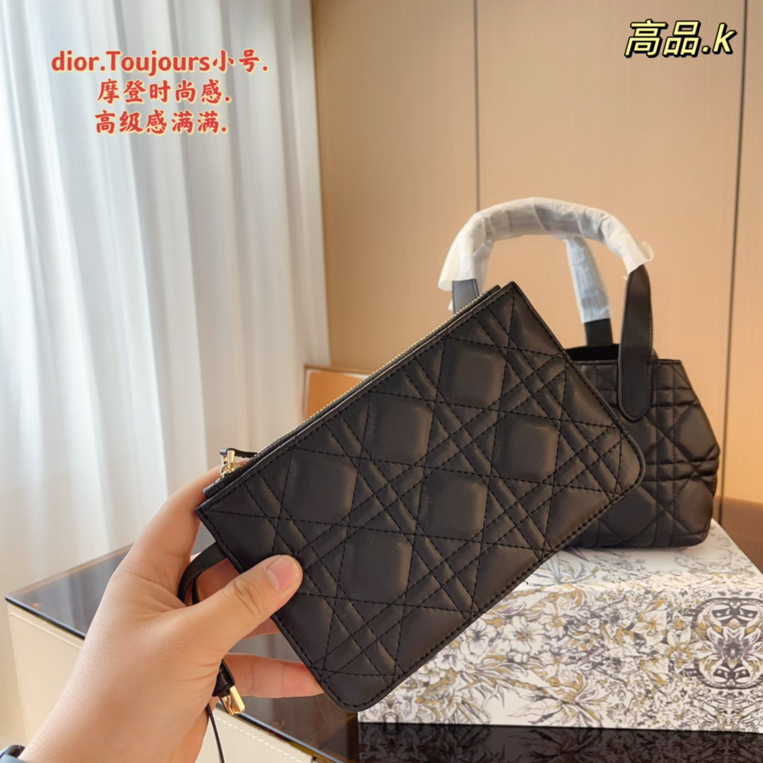 B16X93D107 Popular leather bag 