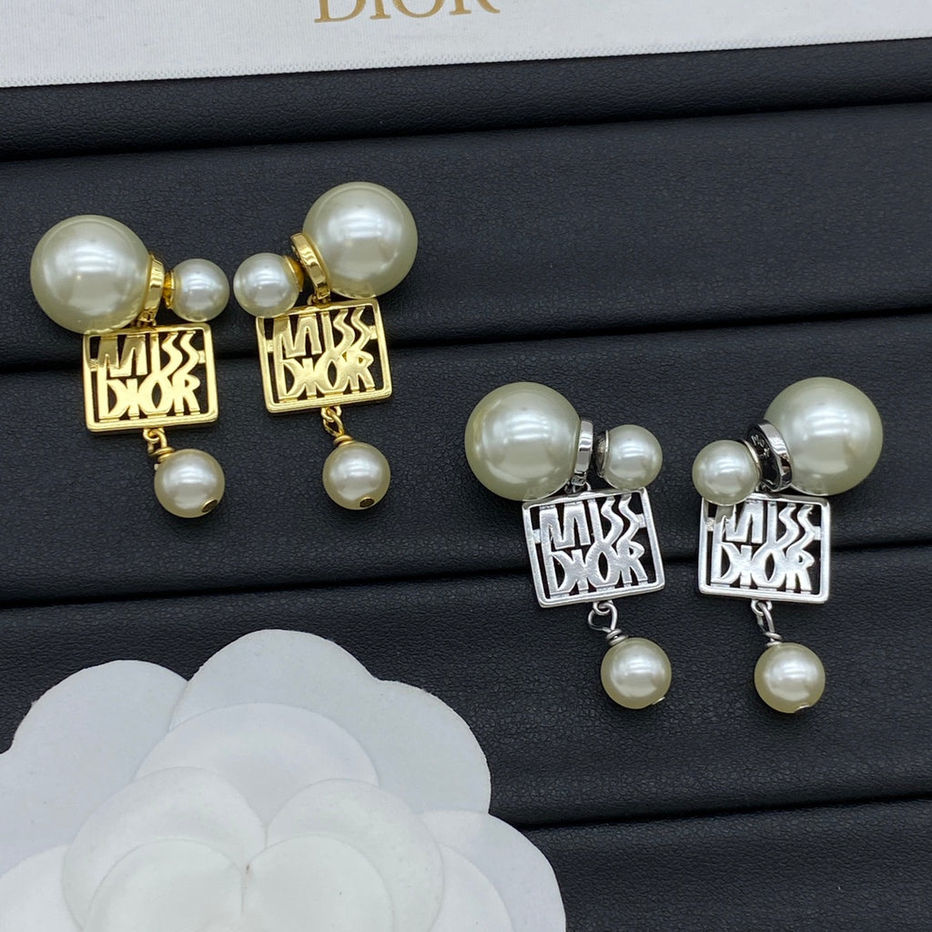 X1Z94D1068E Popular Earrings