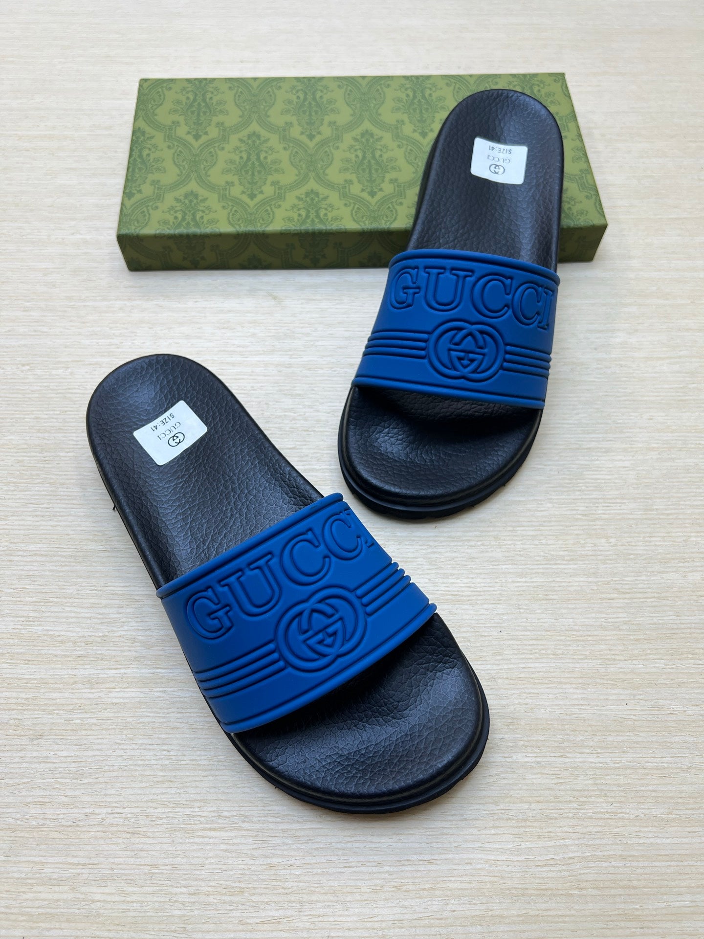 Z5R66B24 Popular  Slippers