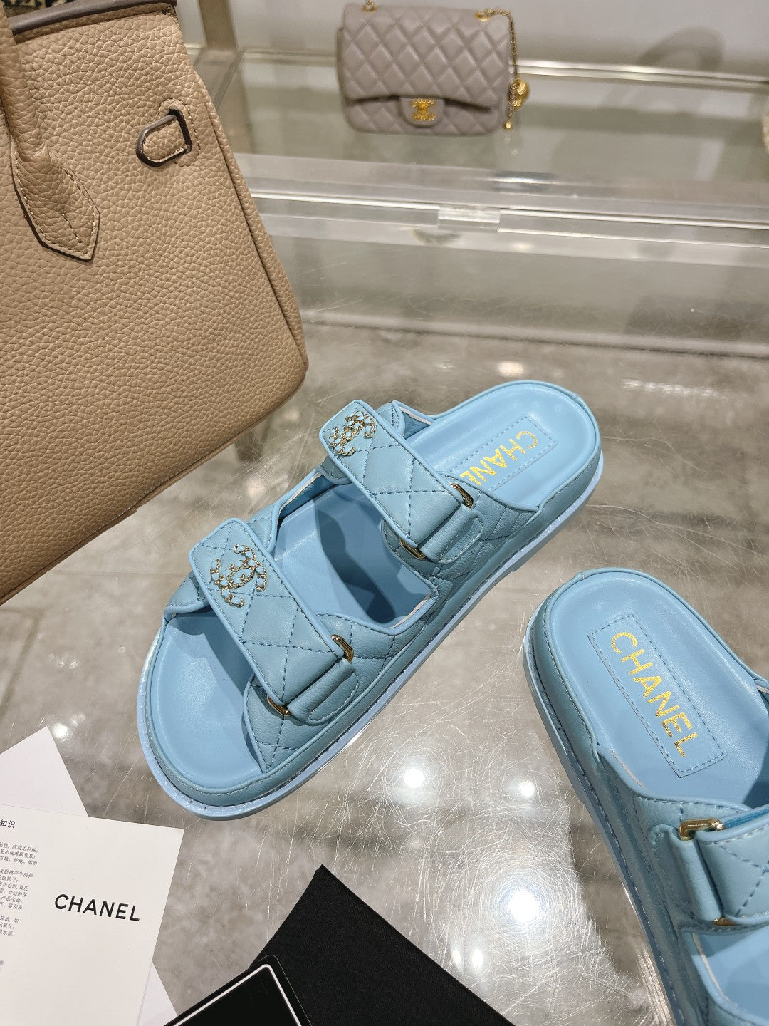 Z2R45C7  Popular leather shoes