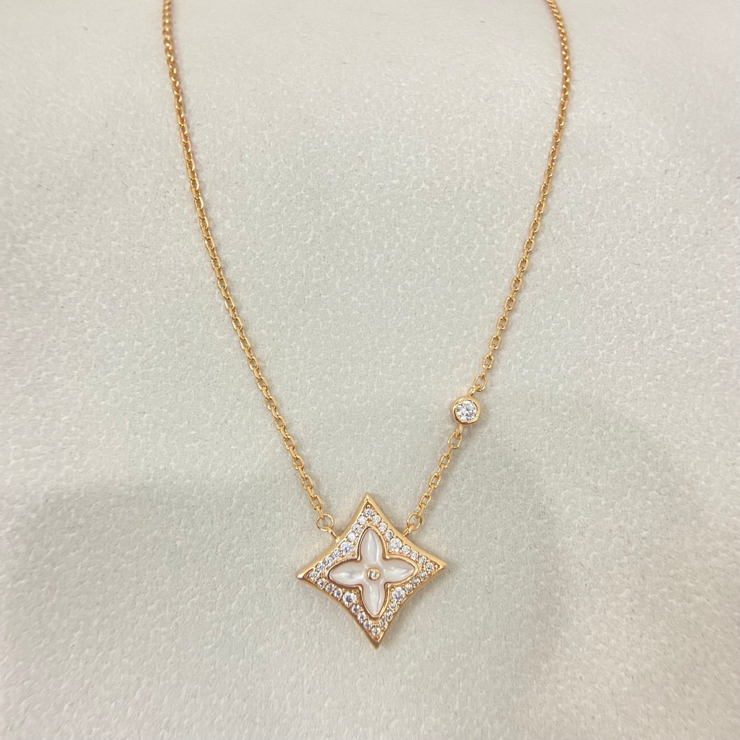 X5N66E1X Popular Necklaces