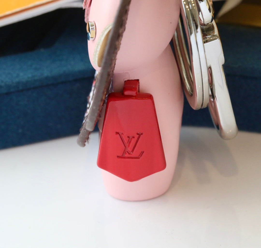 A1Z84E67  Popular key closure