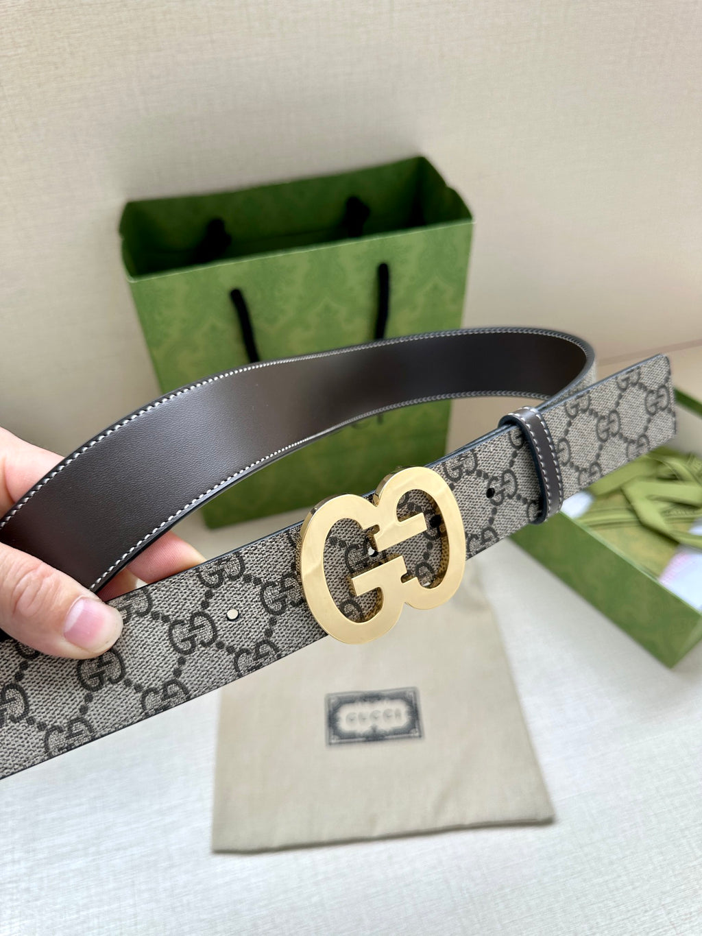 P1R55B210 Popular  High quality belt With full package