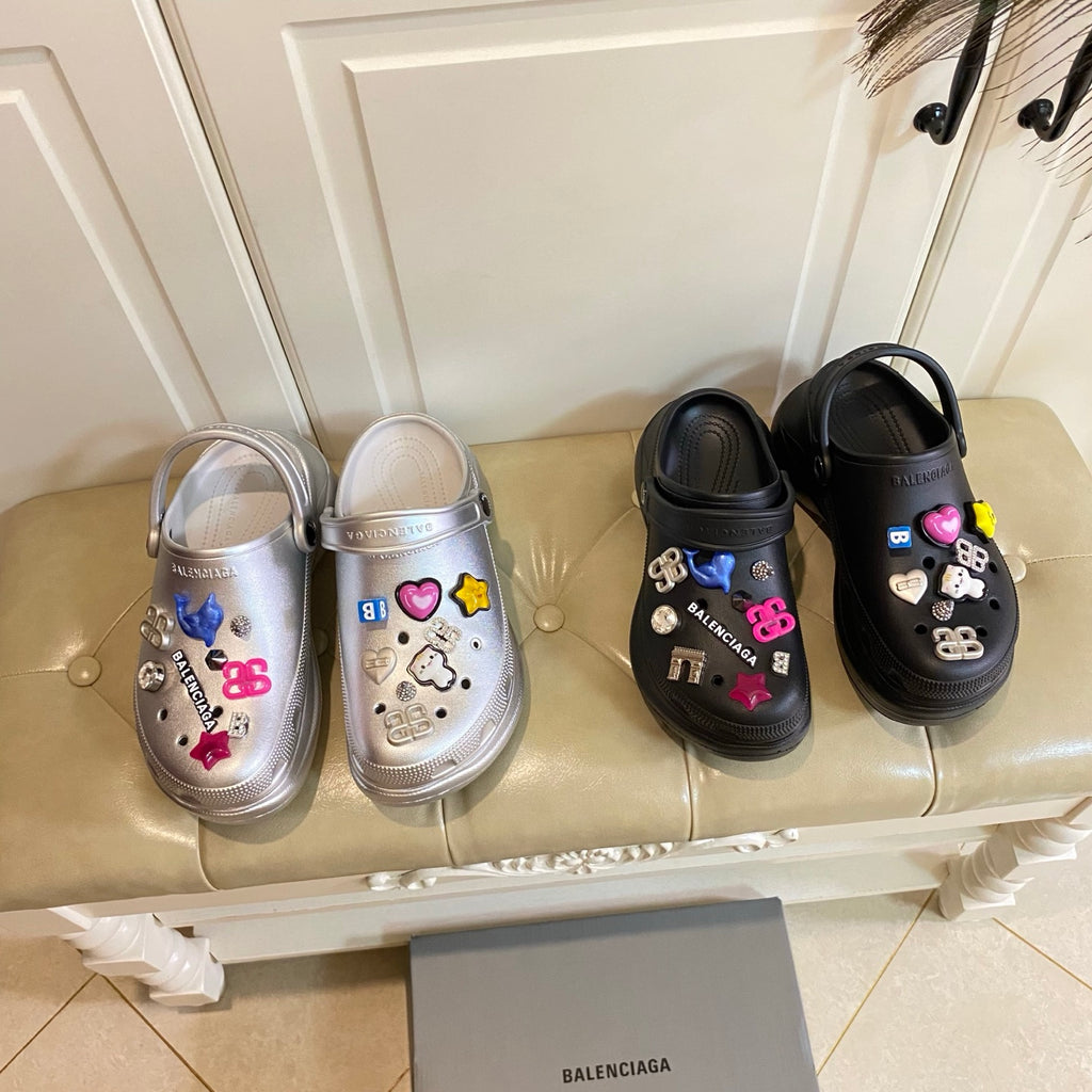 Z2Q55J56  Popular shoes