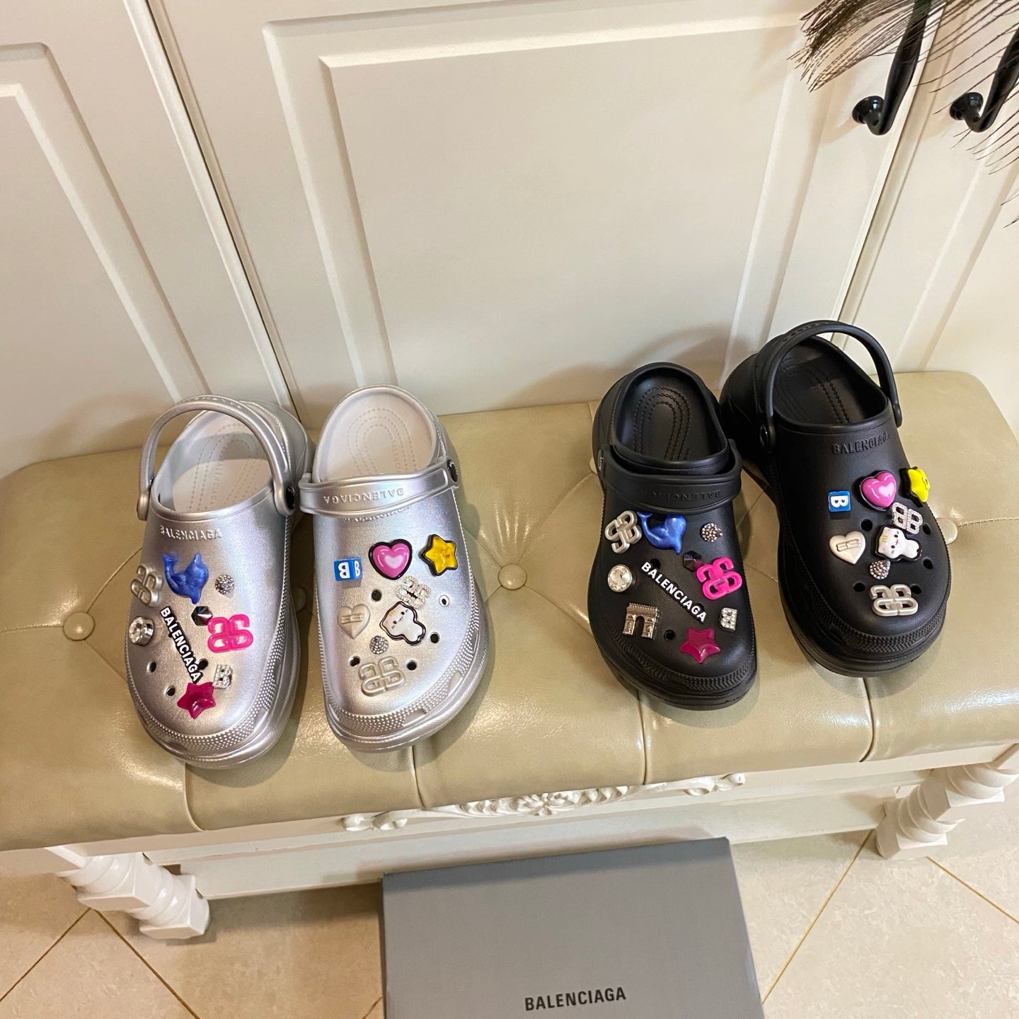 Z2Q55J56  Popular shoes