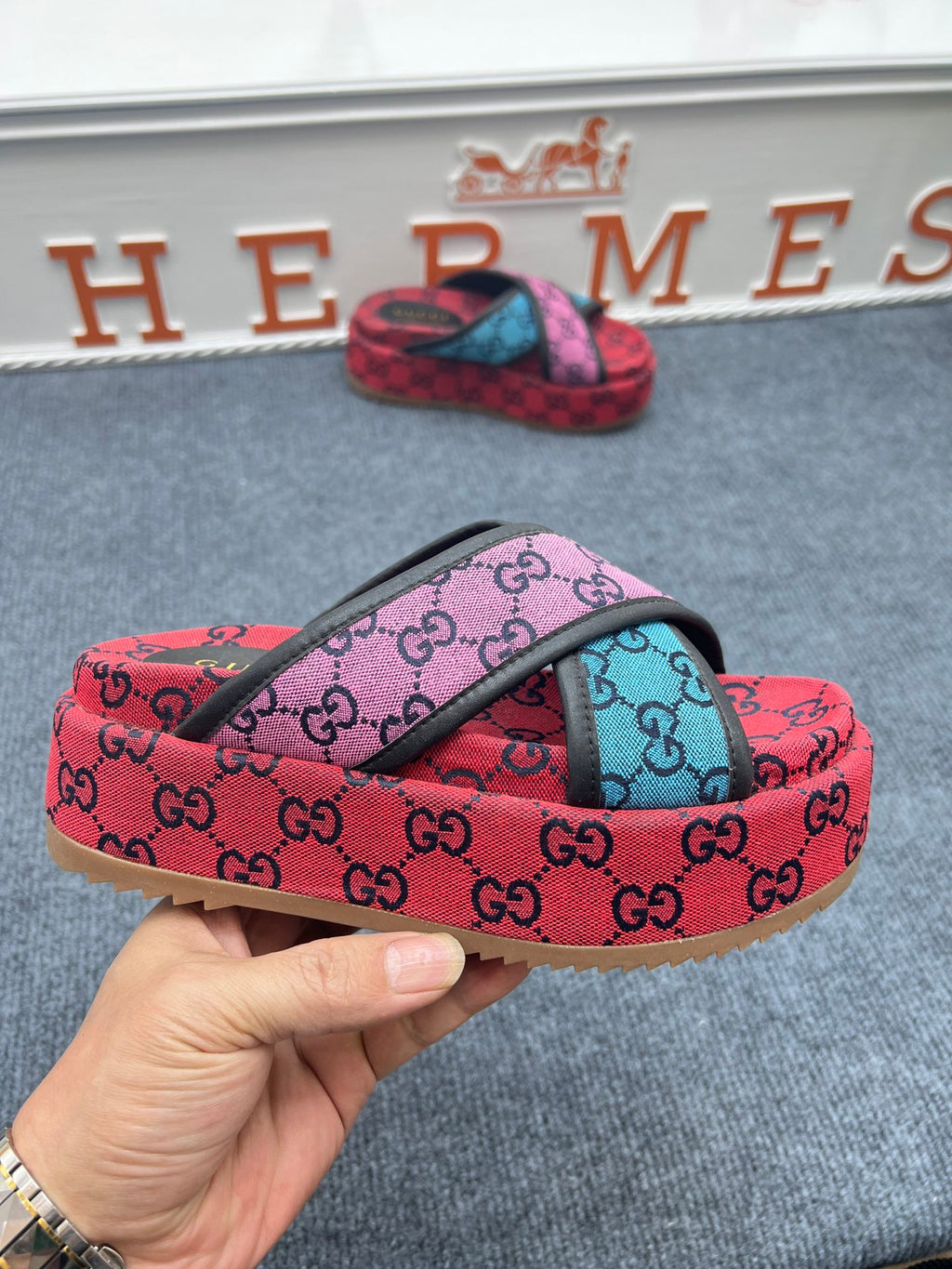 Z5YB69 Popular Slippers