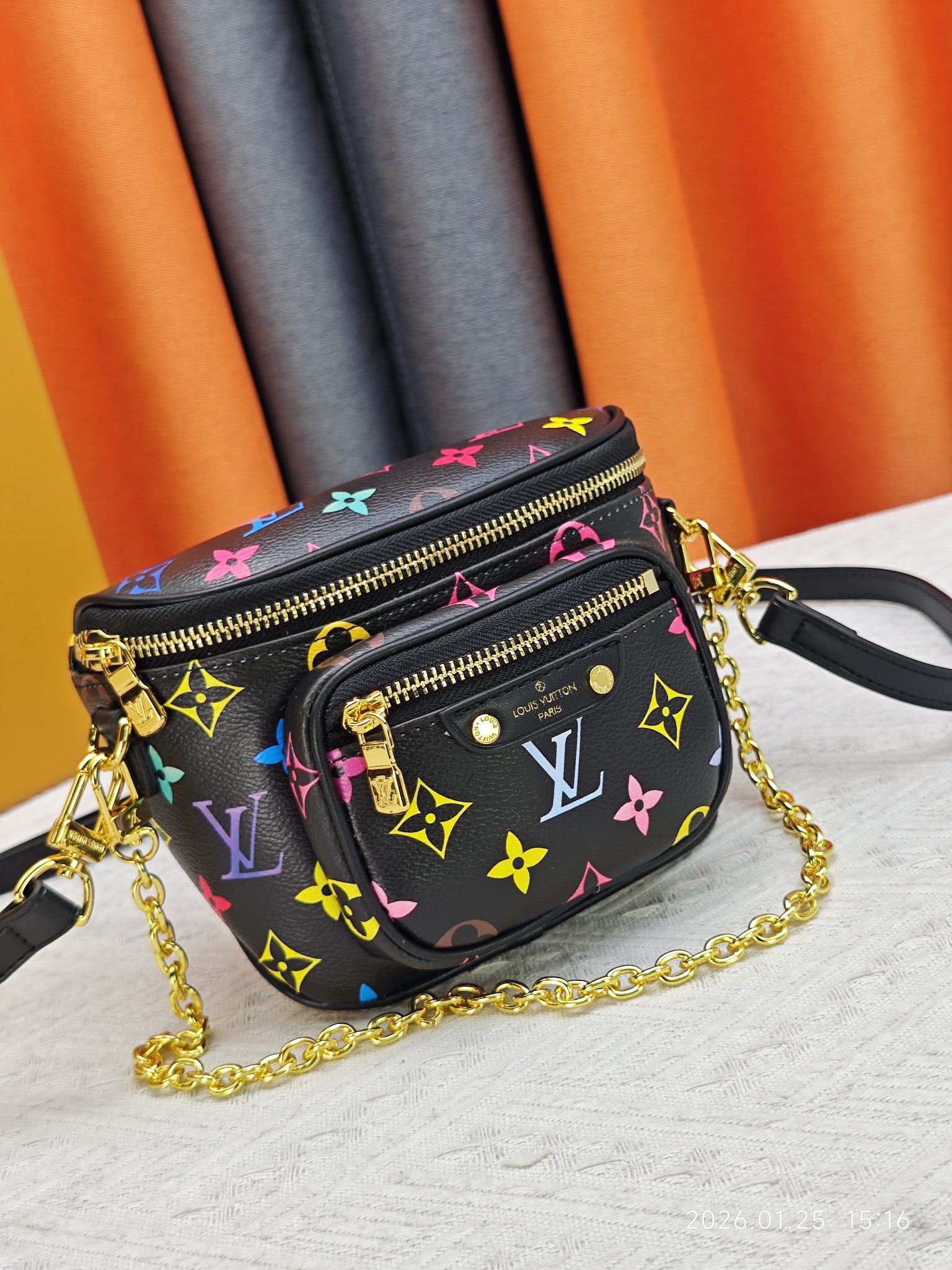 B1P46E76 Popular leather bag