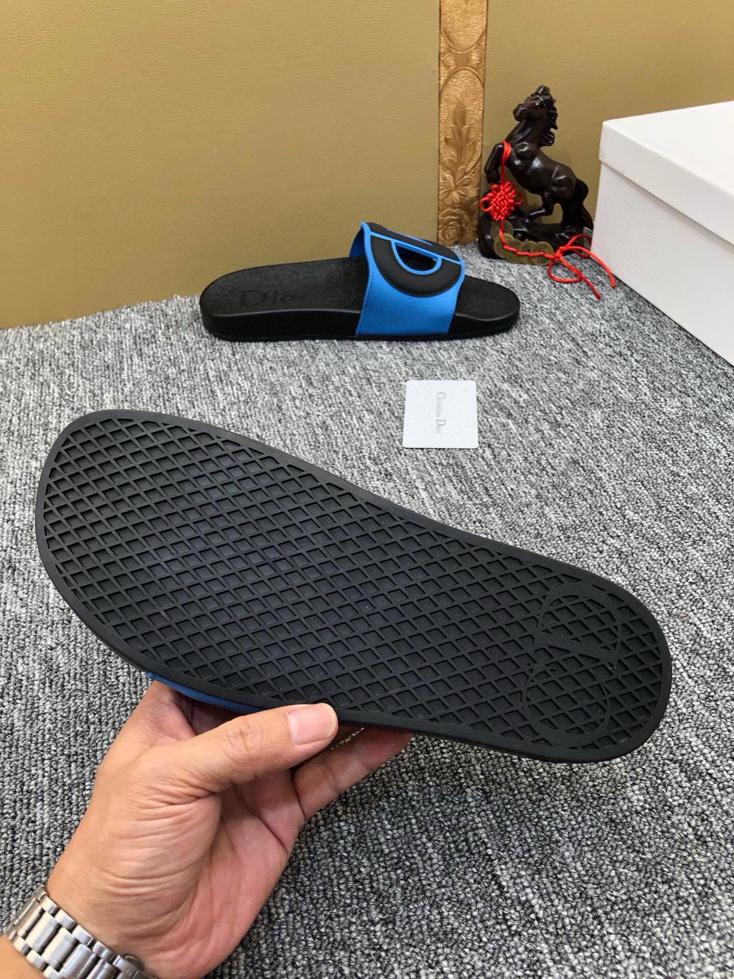 Z5LD216 Popular Slippers