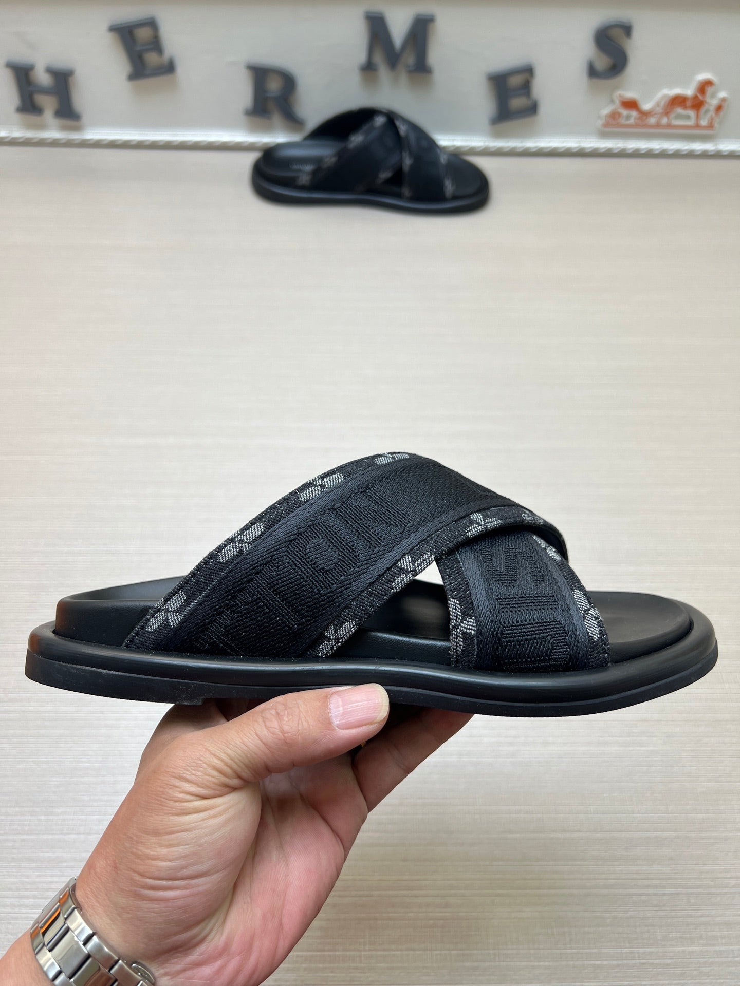 Z5Z35E273 Popular Slippers