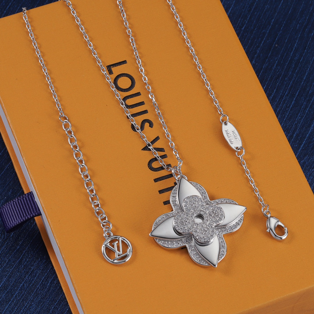 X1Q85E333X Popular Necklaces