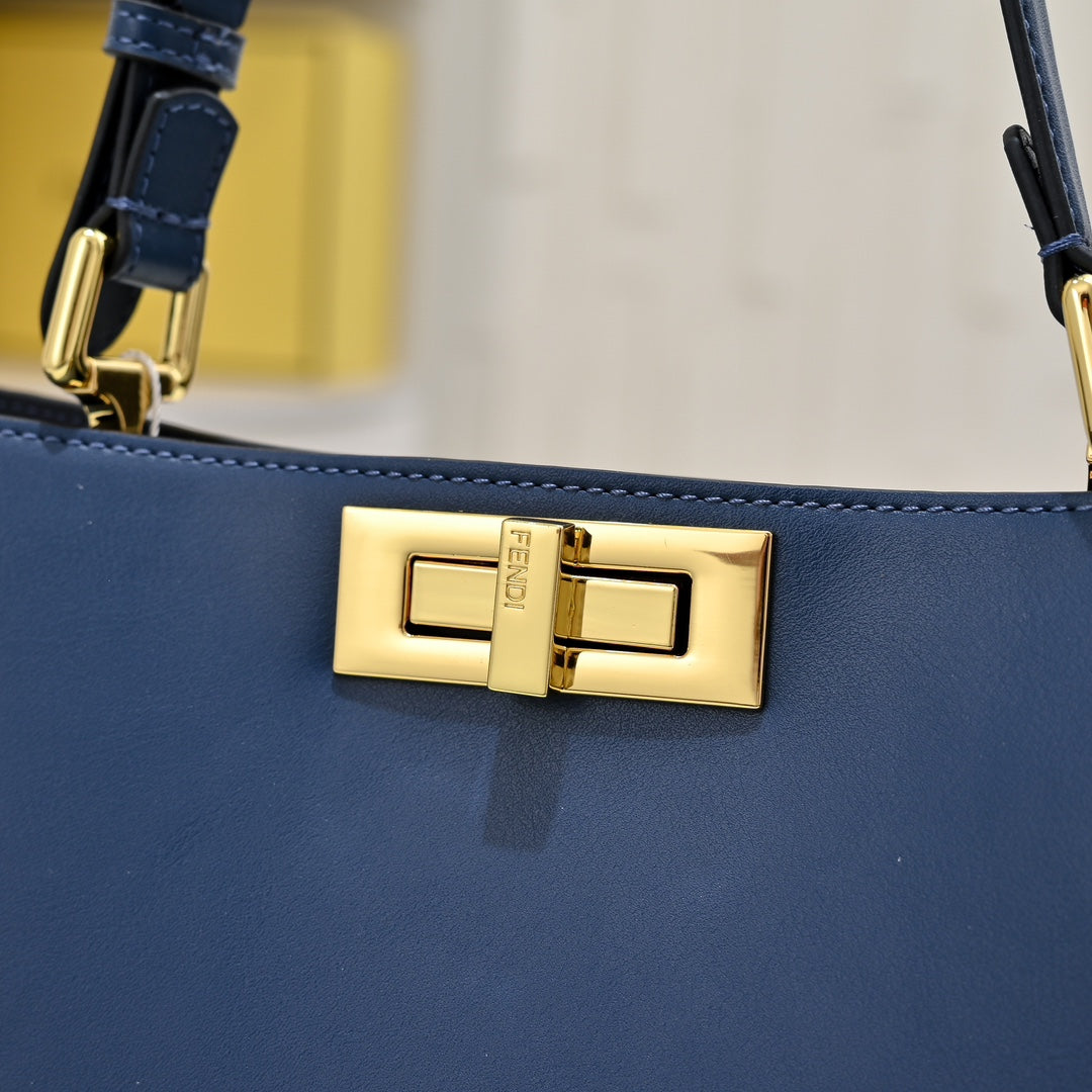 B1P36F98 Popular leather bag