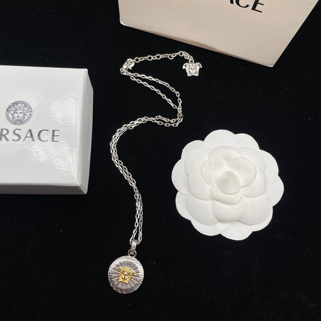 X1Q85V379X  Popular Necklaces