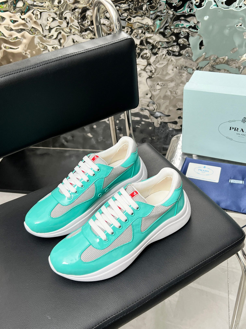 Z2P76P03 Popular high-quality leather Shoes