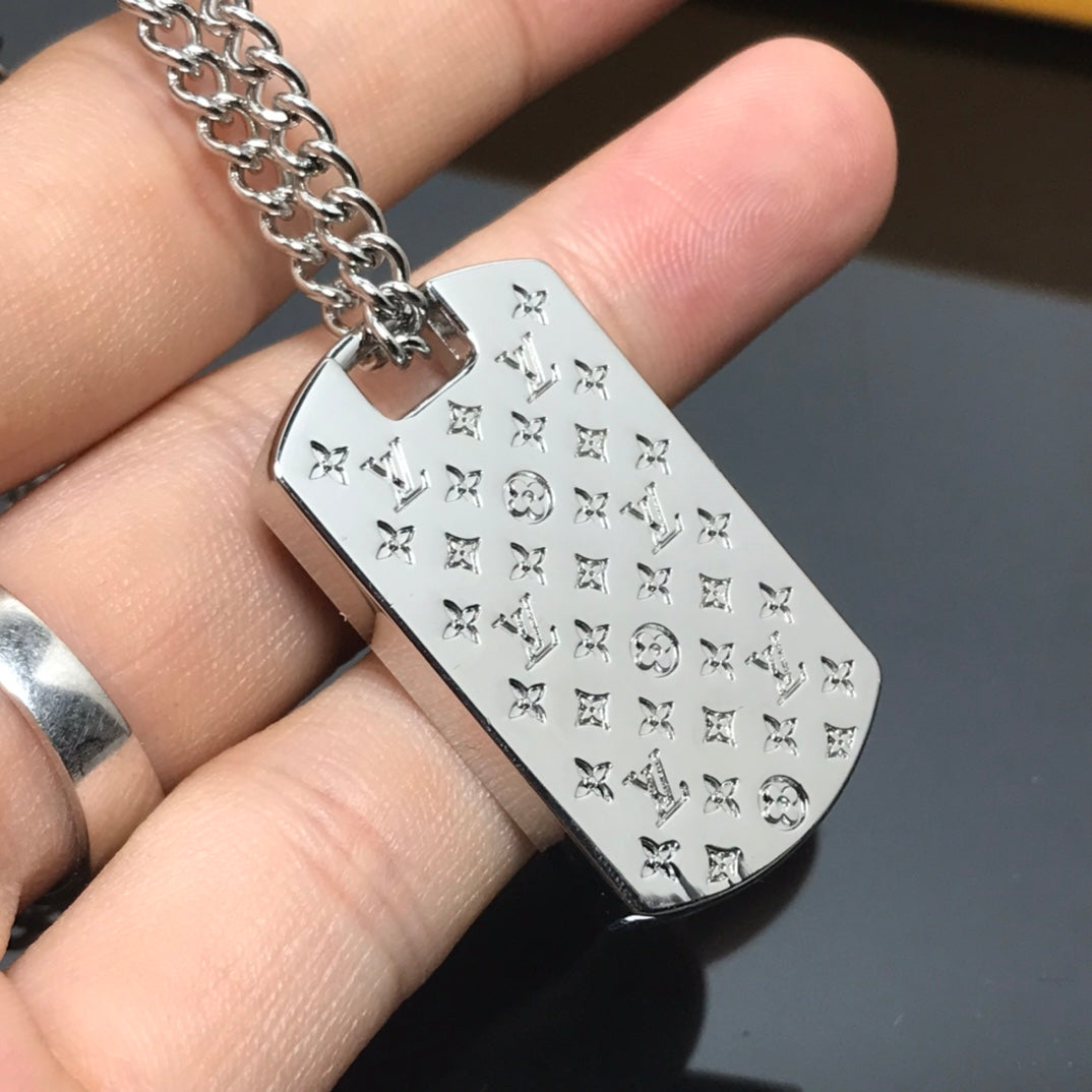 X1Q85E336X Popular Necklaces