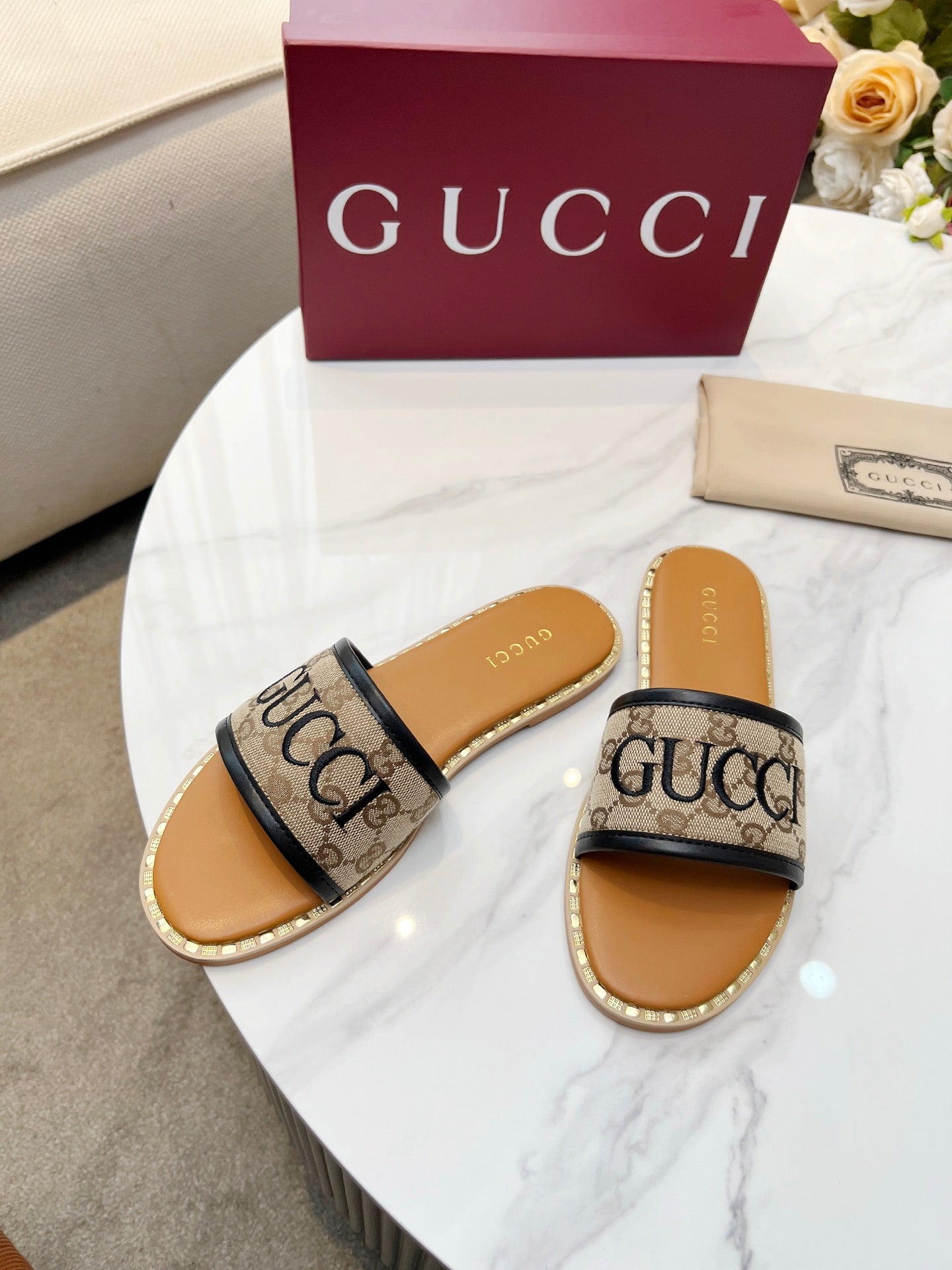 Z2Q55B29 Popular high-quality  Shoes