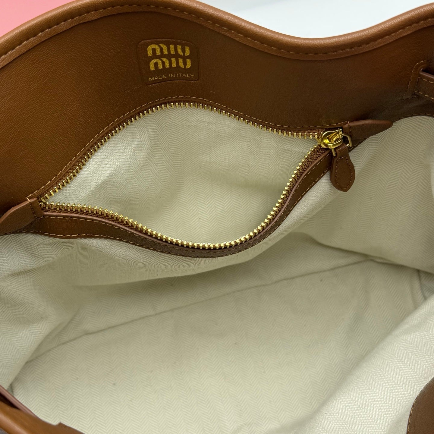 B1P46A145 Popular leather bags