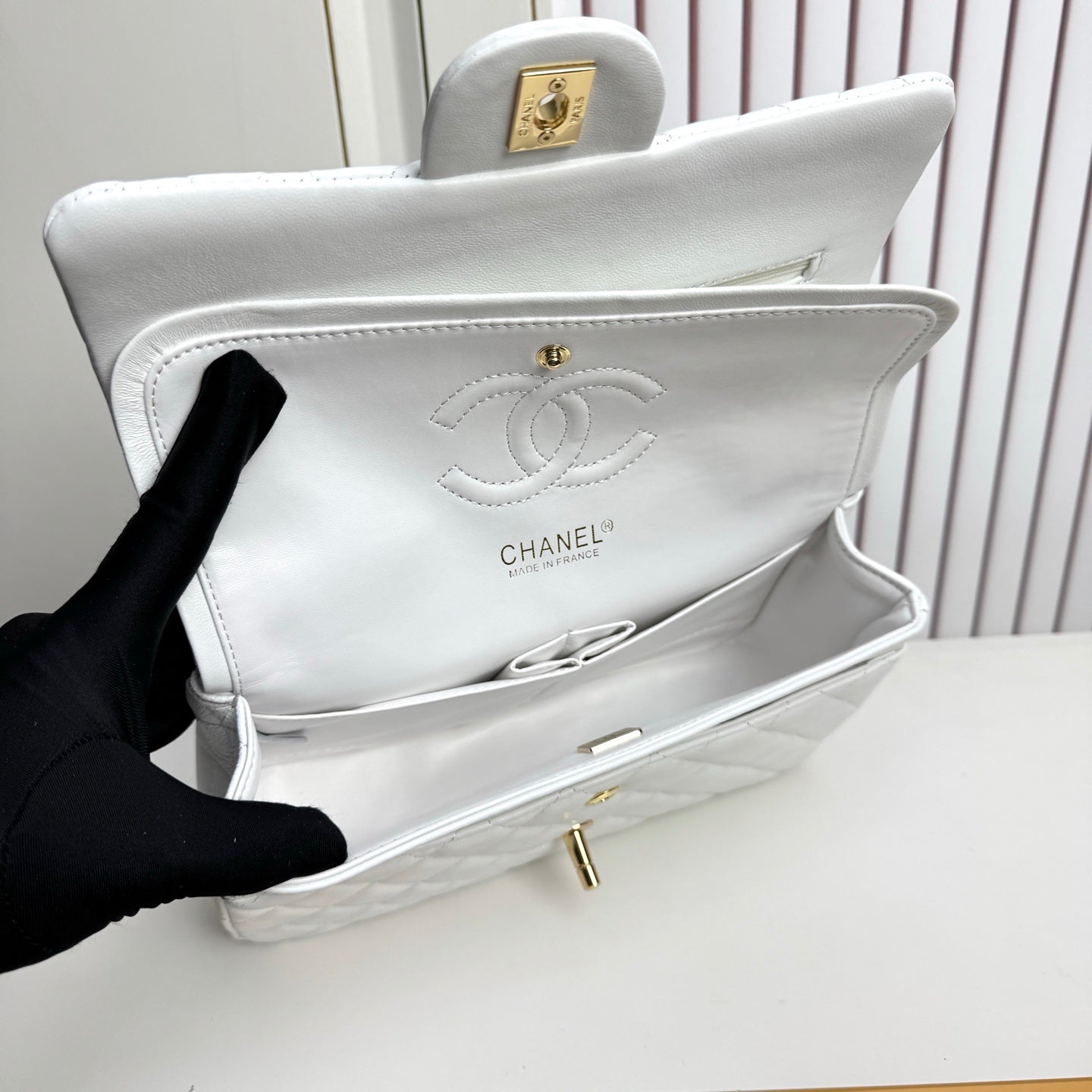 B1R76C15 Popular leather bag