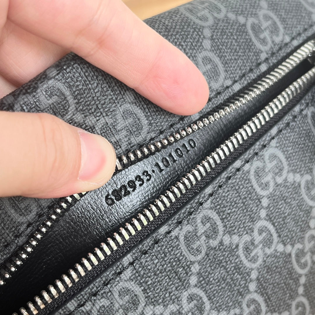 B1R15B42  Popular leather bag
