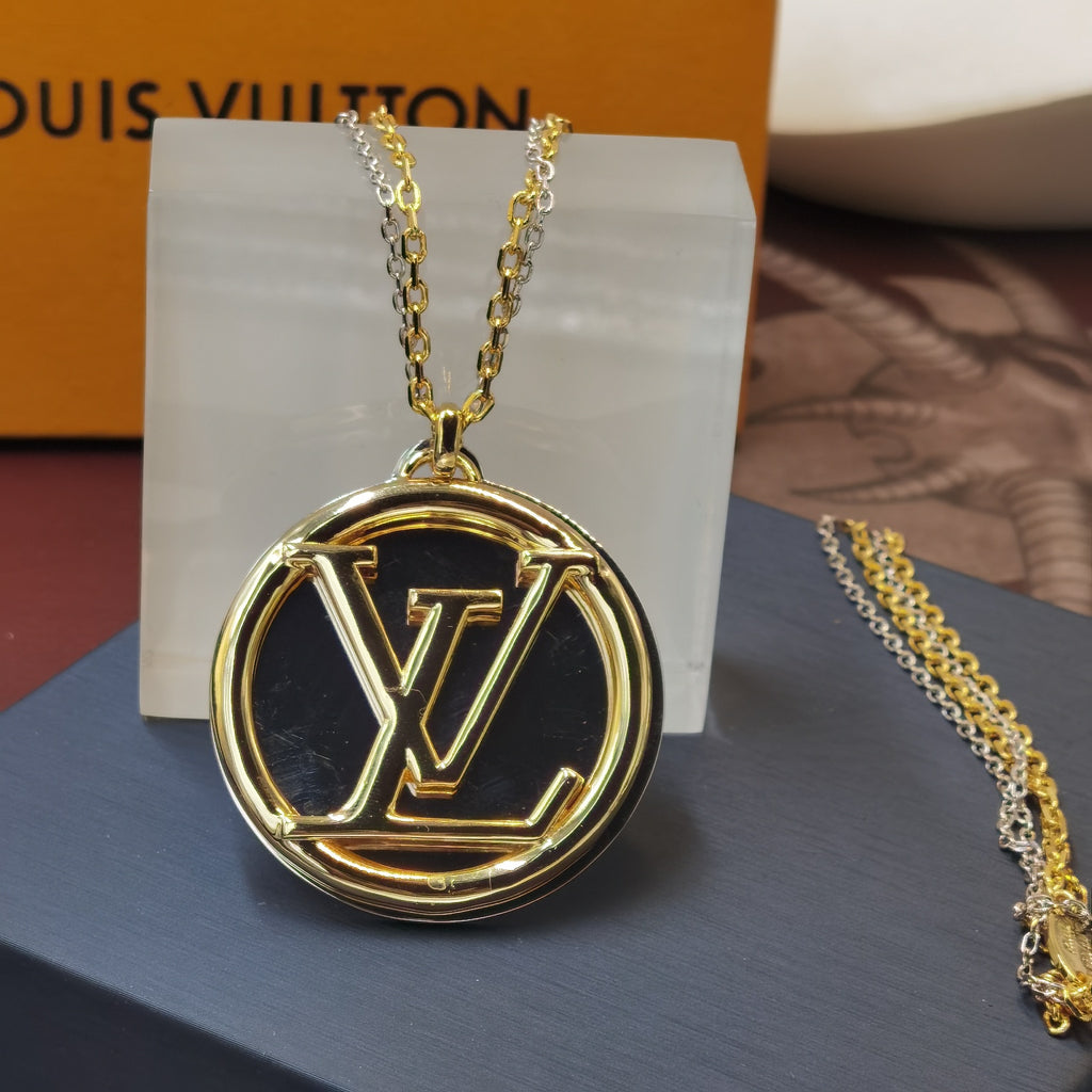 X1N83C215X  Popular  Necklaces