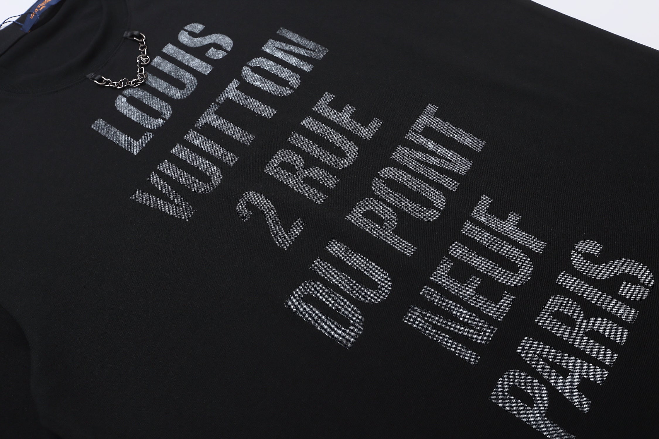 U1R45E194 Popular T-shirt
