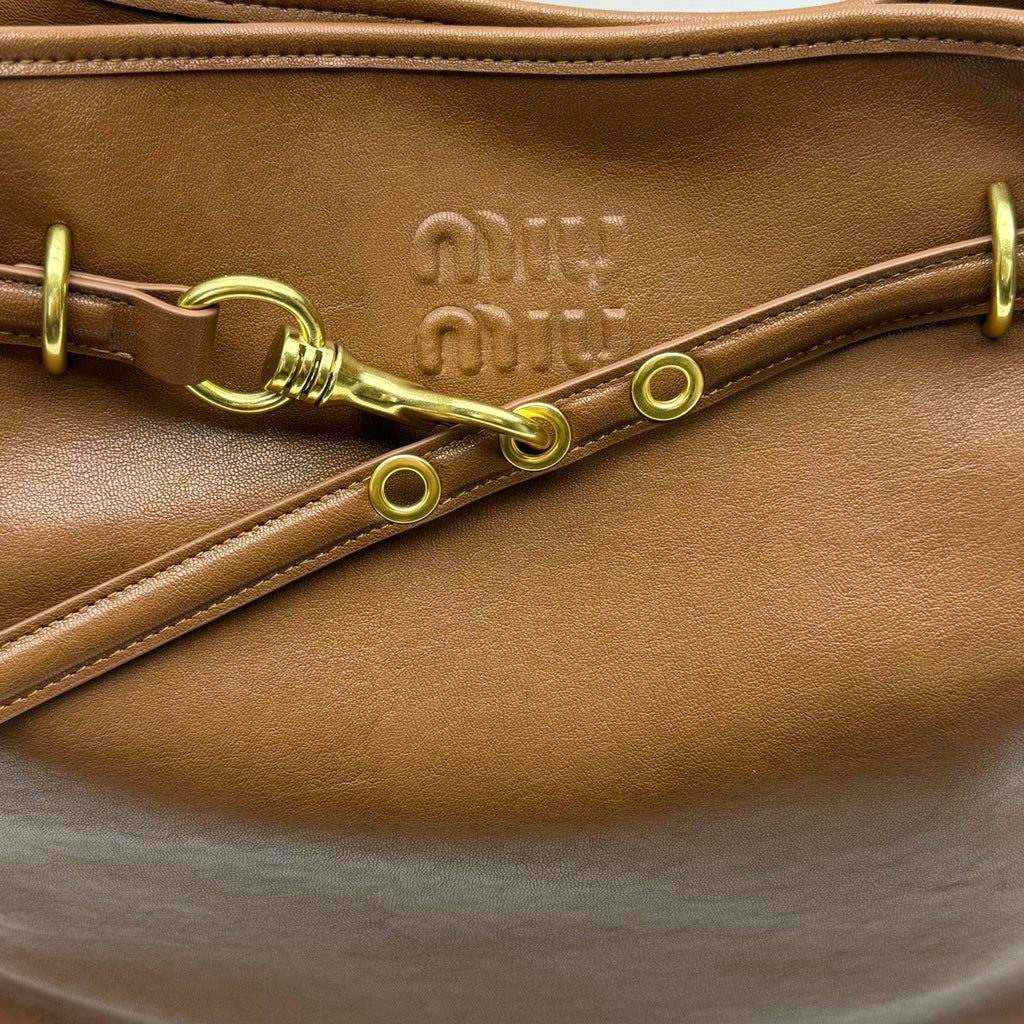 B1P36A2 Popular leather bag
