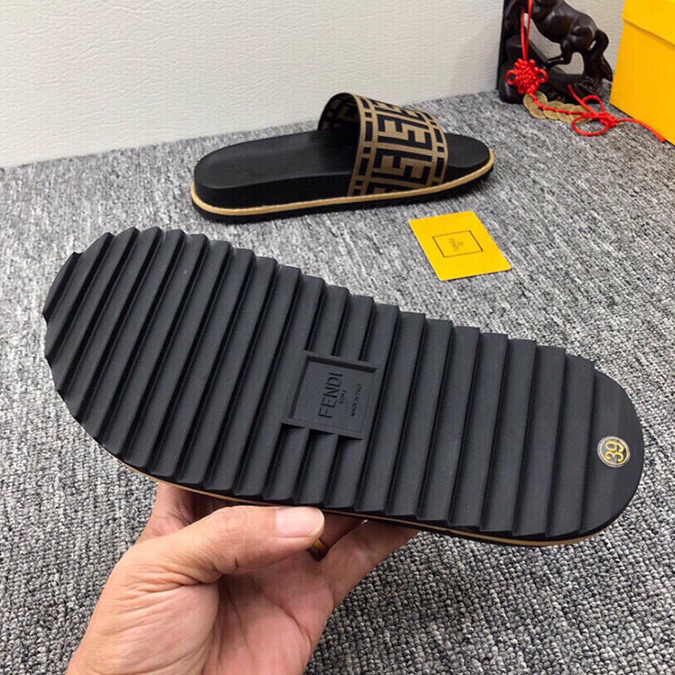 Z5F1 Popular Slippers