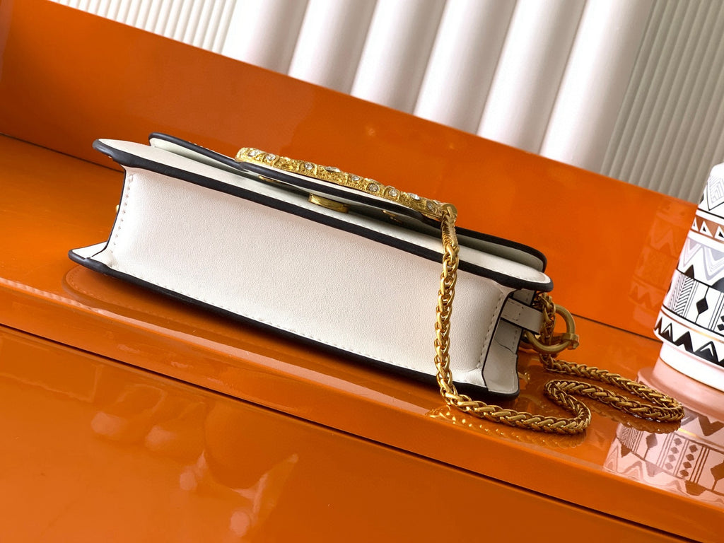 B1P36A30 Popular  leather bag
